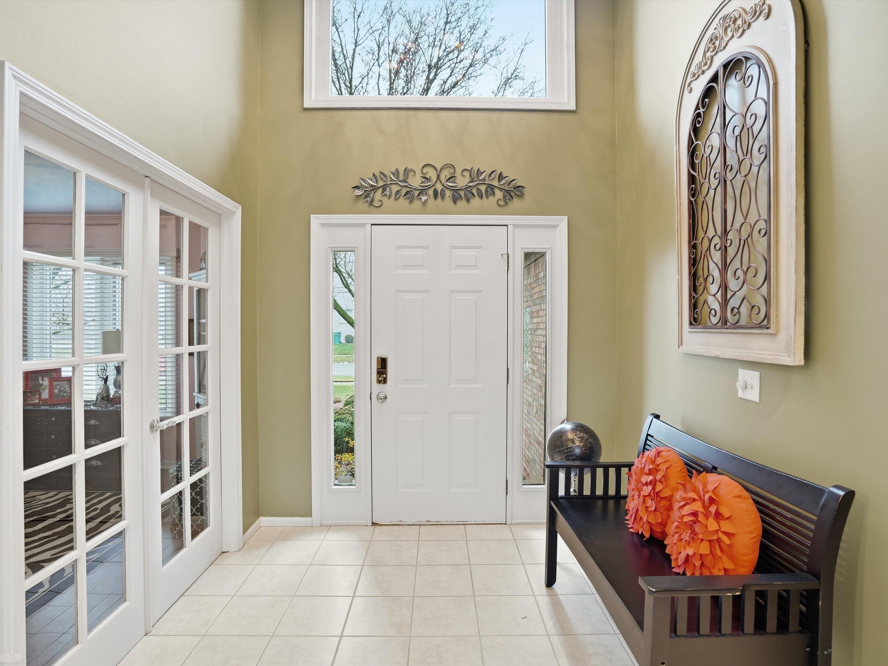 Macomb Twp, MI, 48042