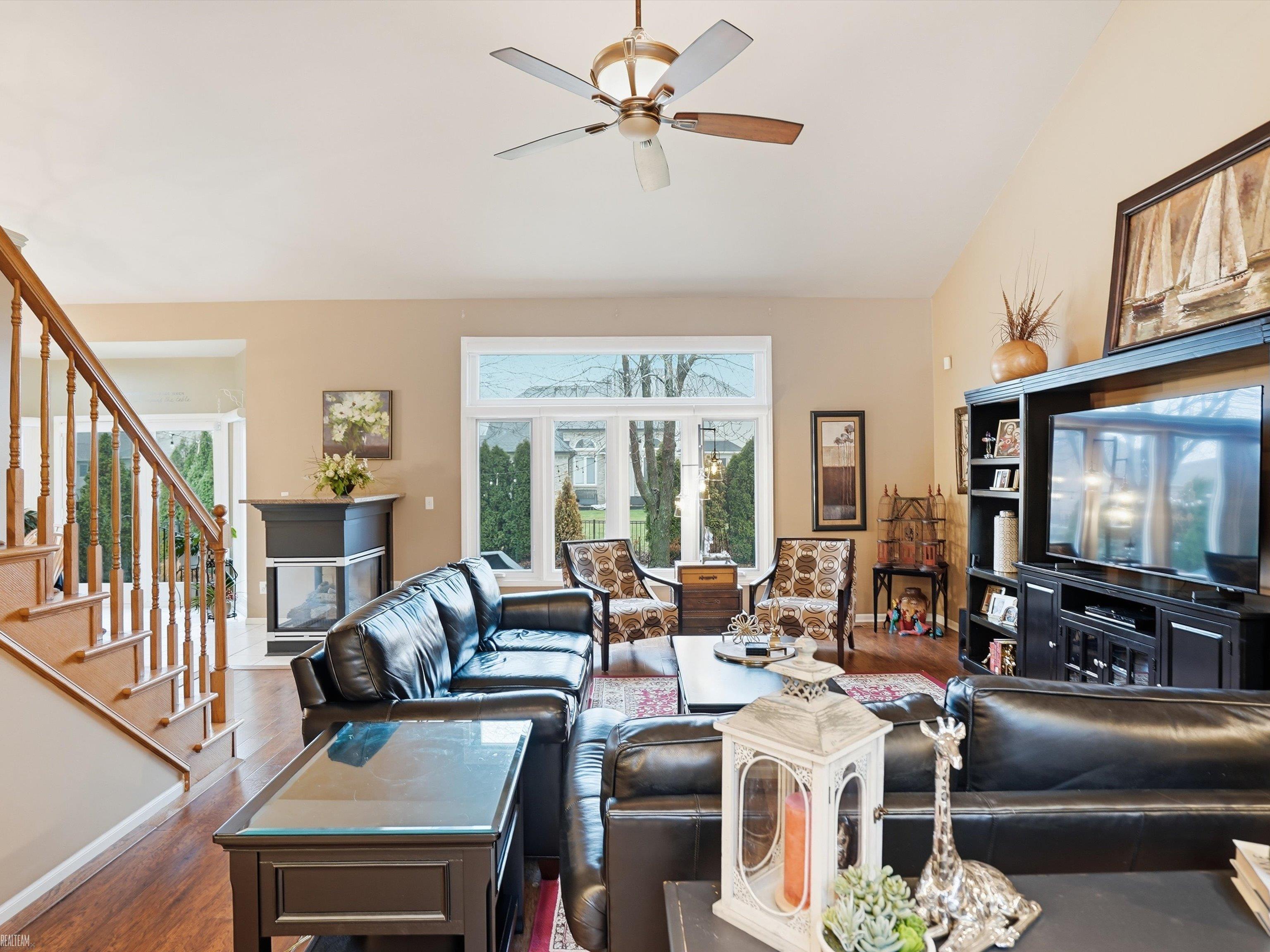 Macomb Twp, MI, 48042