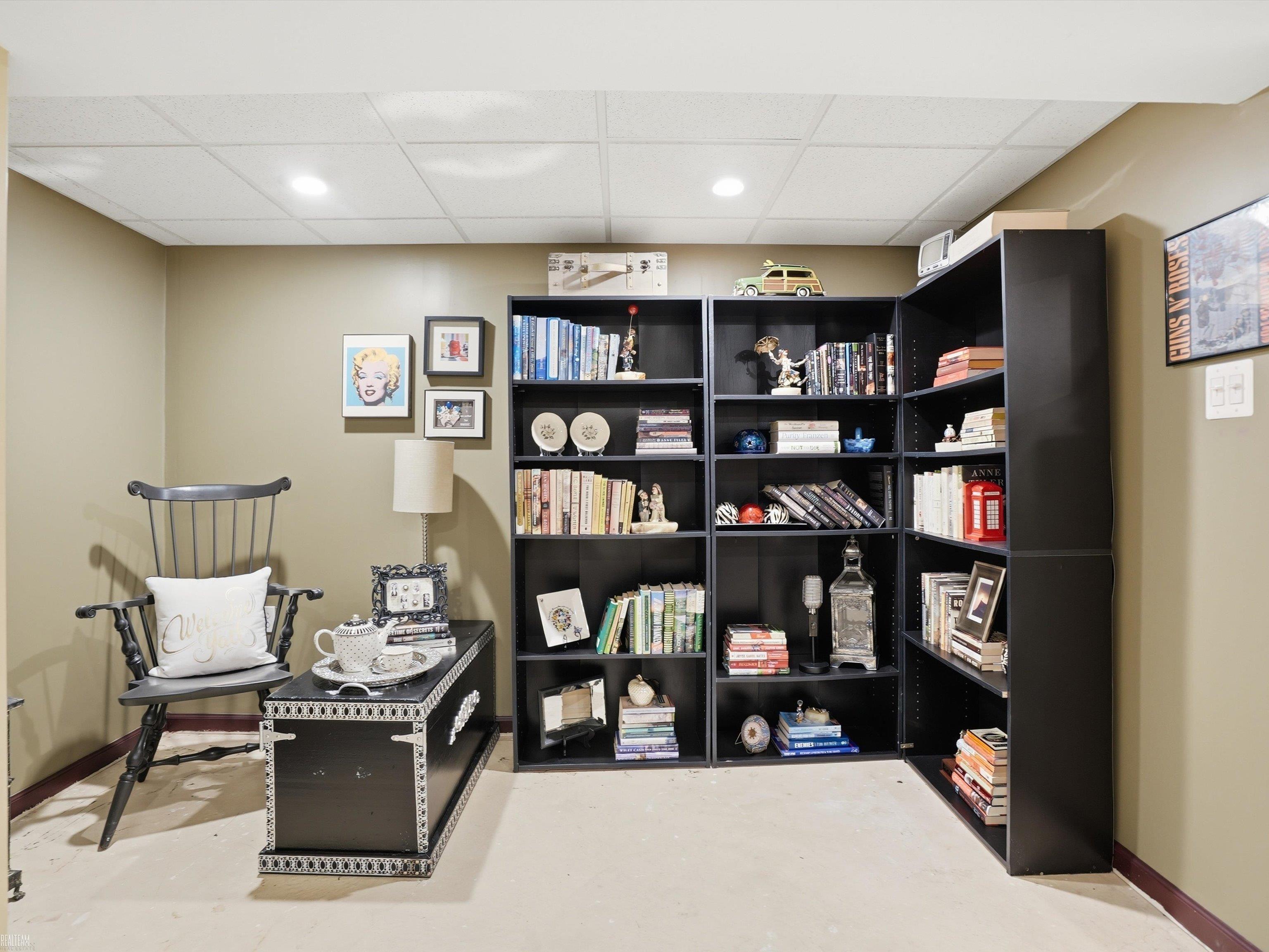 Macomb Twp, MI, 48042