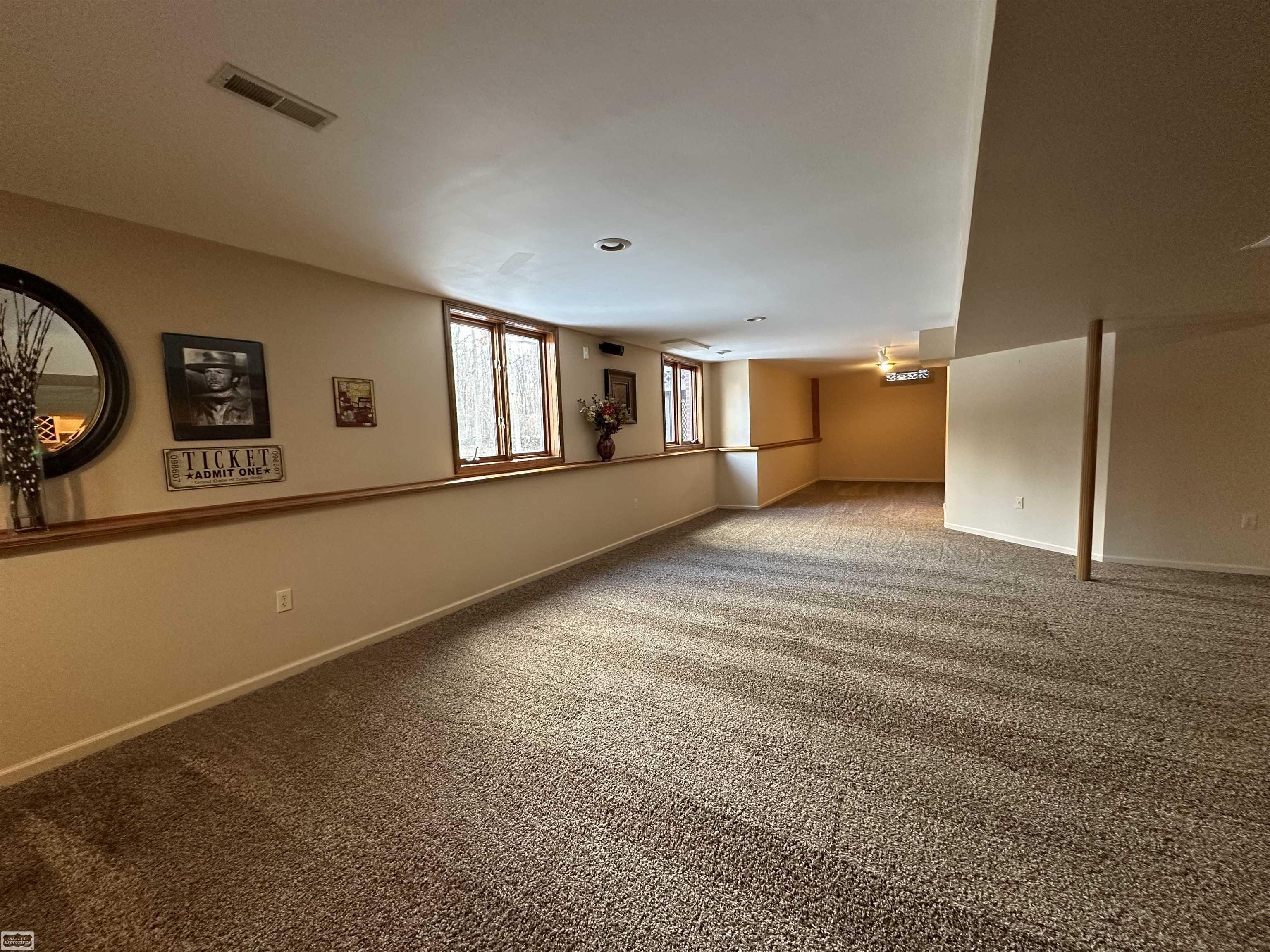 Shelby Twp, MI, 48316