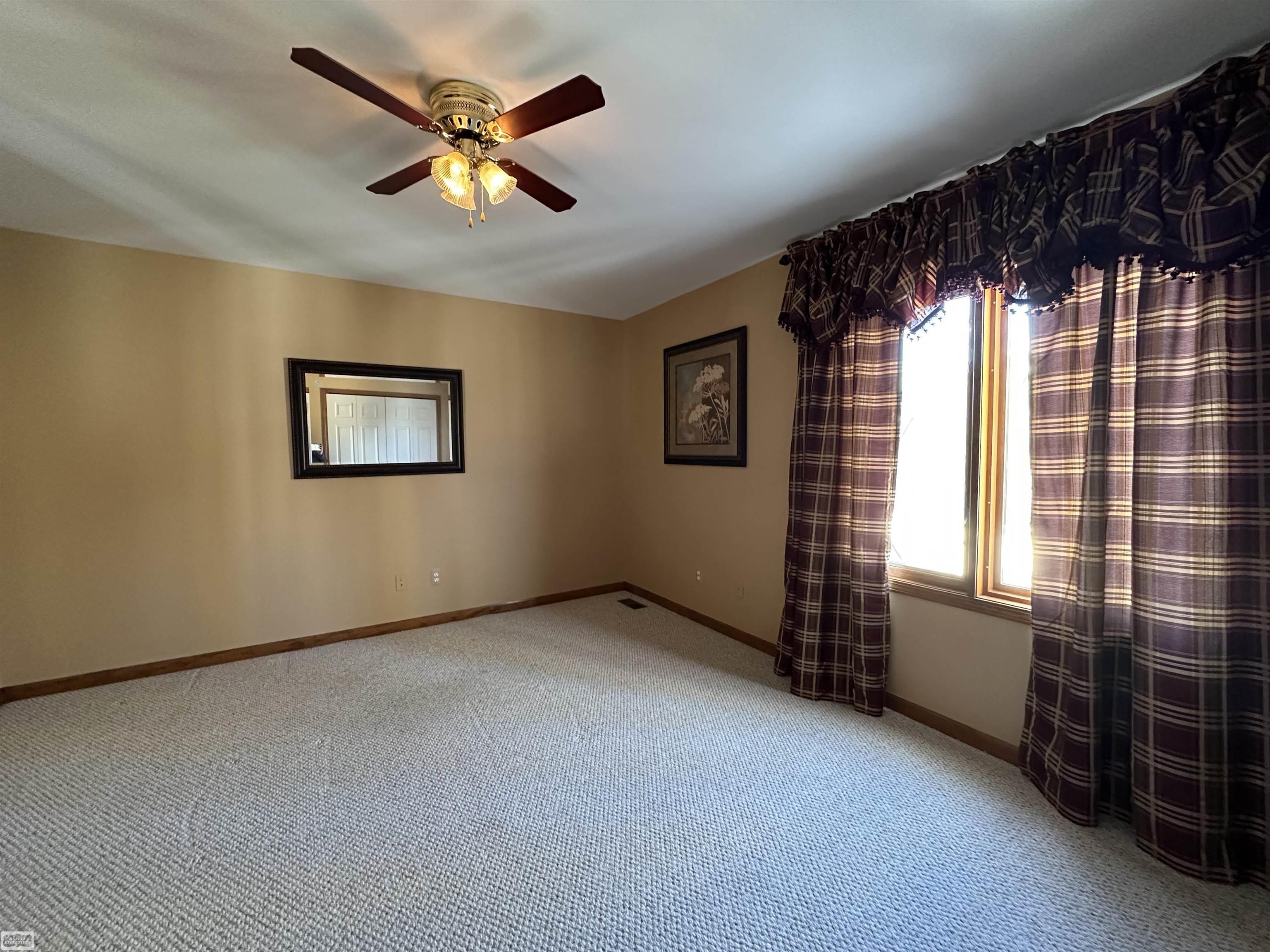 Shelby Twp, MI, 48316