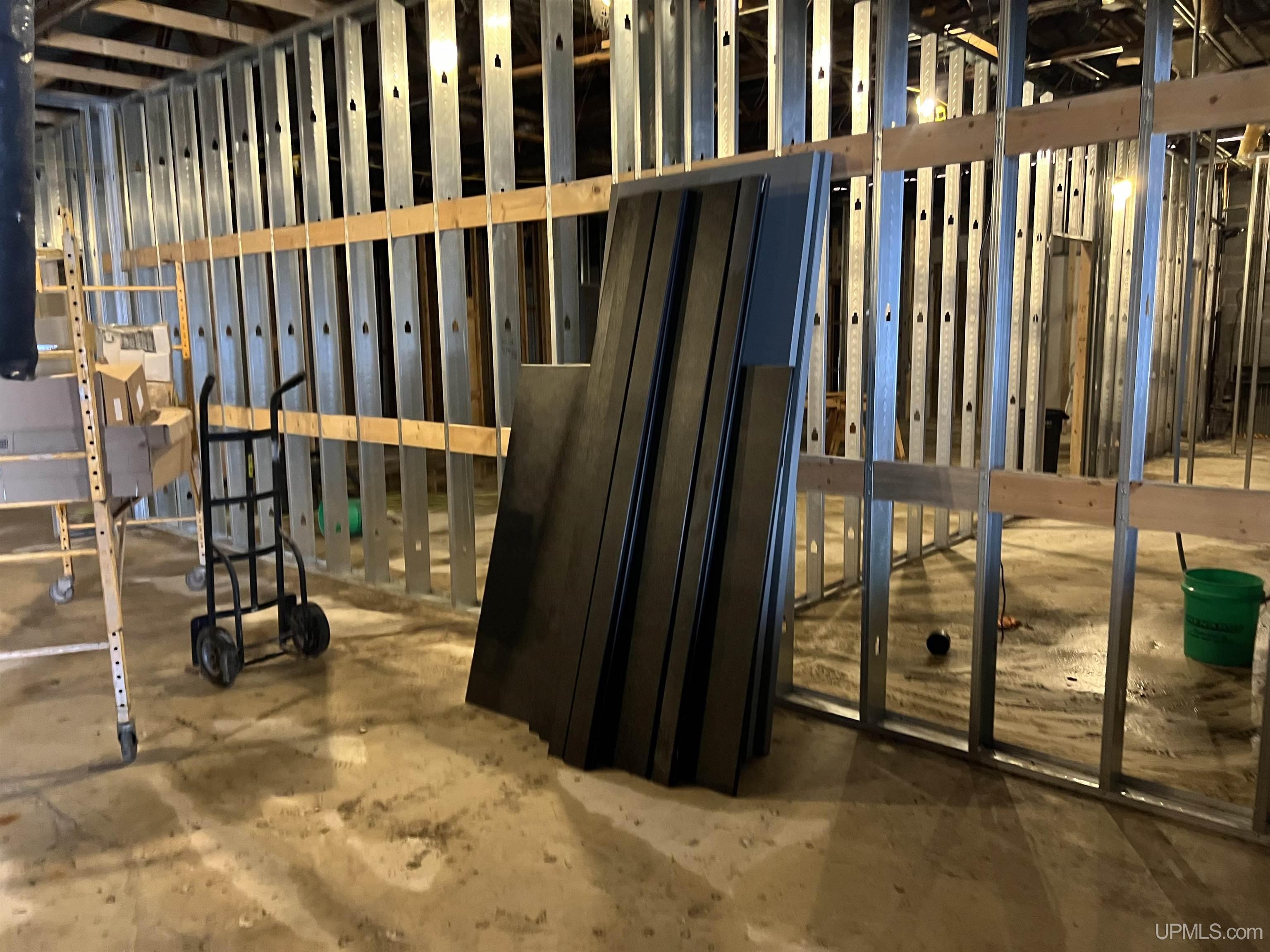 201 N Lincoln Street, Escanaba, MI, 49829