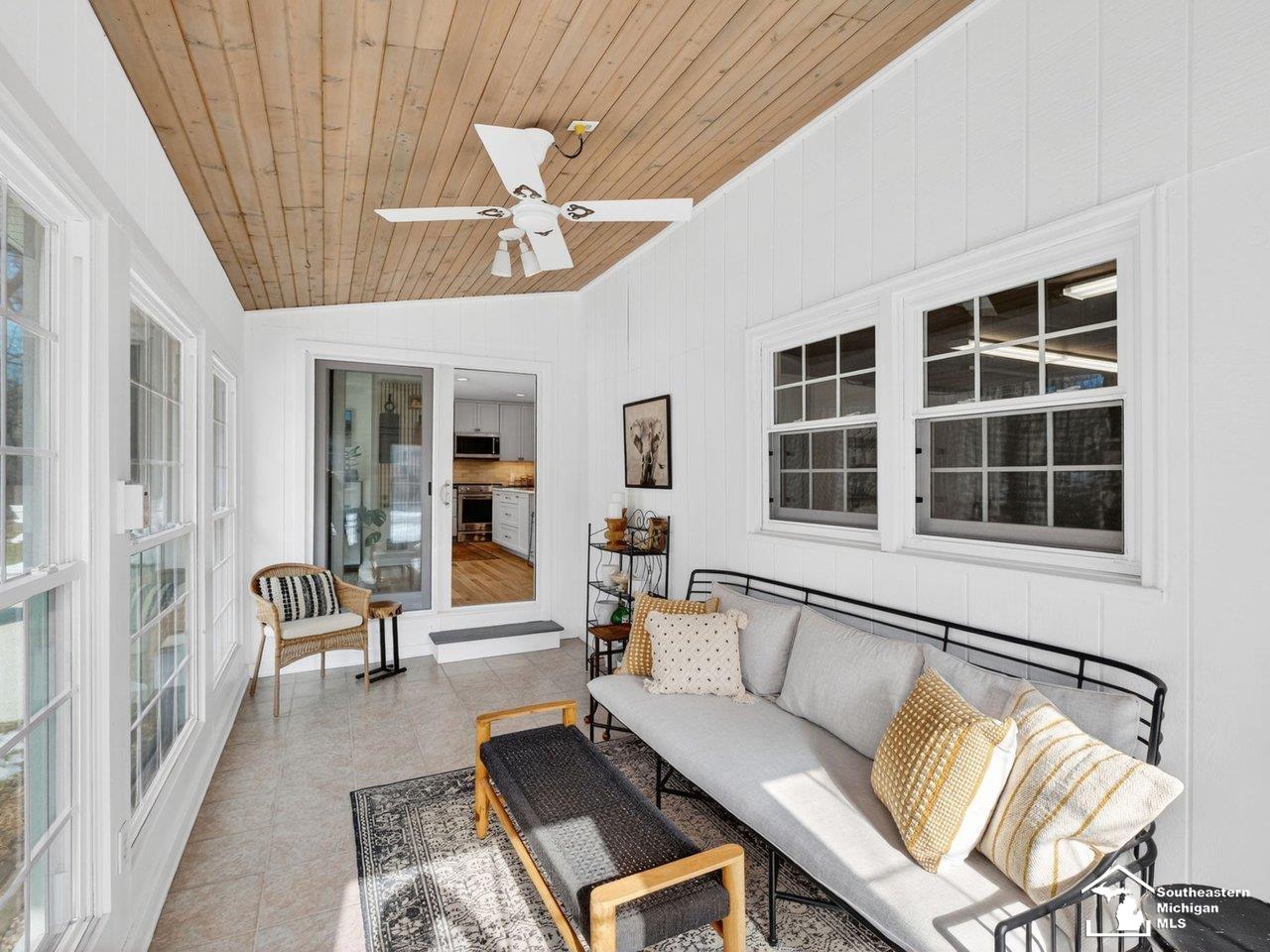 Lambertville, MI, 48144