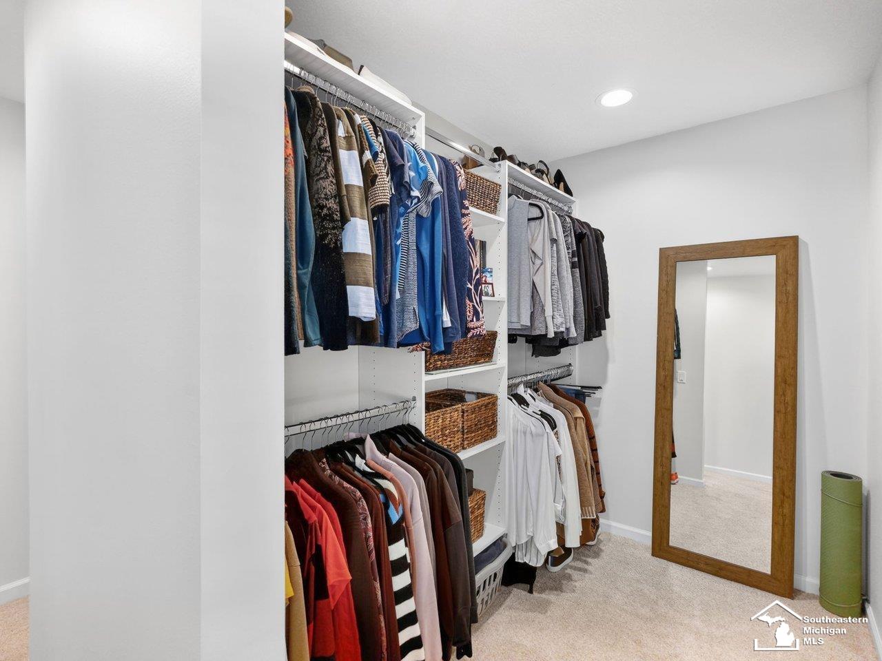 Lambertville, MI, 48144