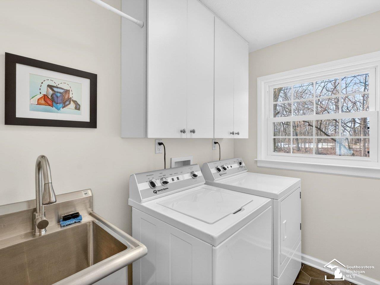 Lambertville, MI, 48144