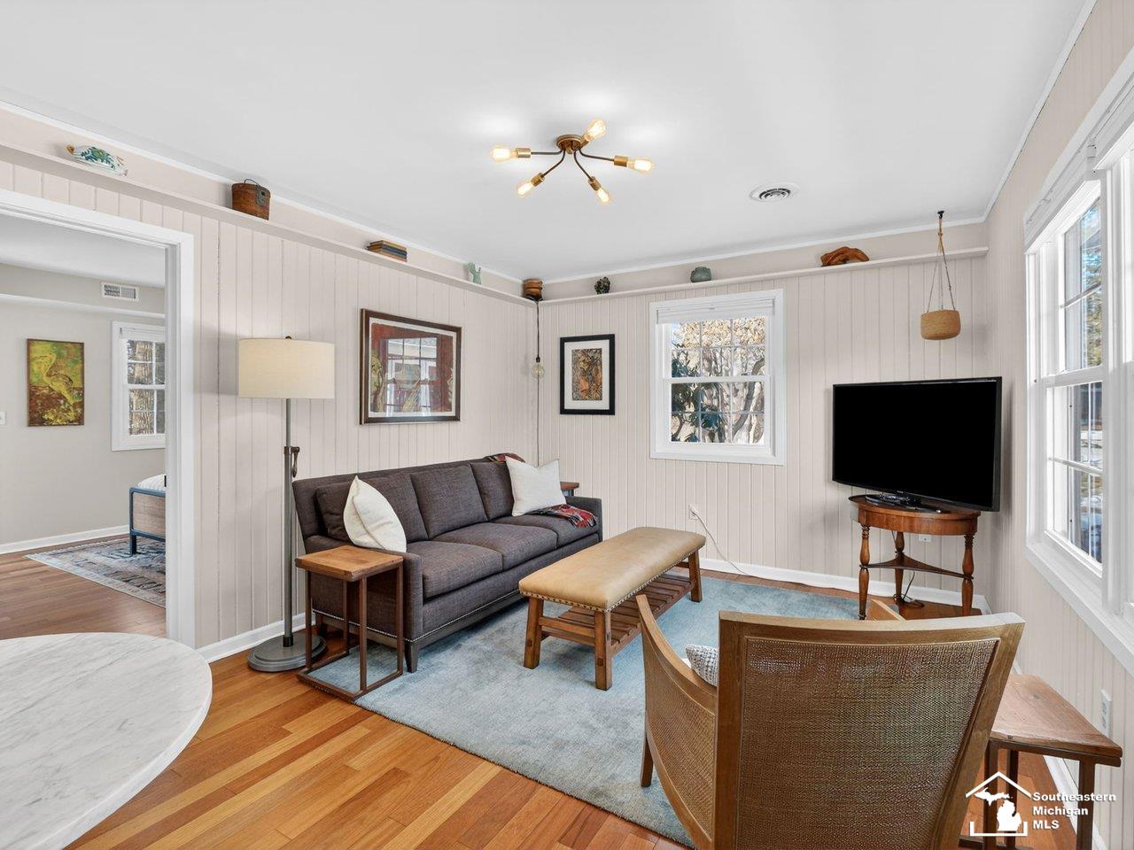 Lambertville, MI, 48144