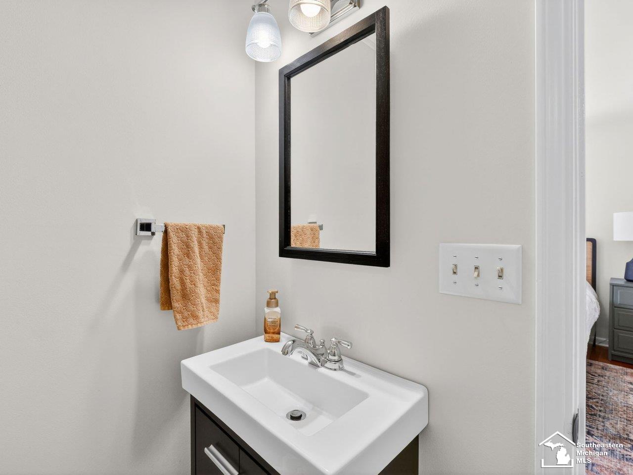 Lambertville, MI, 48144