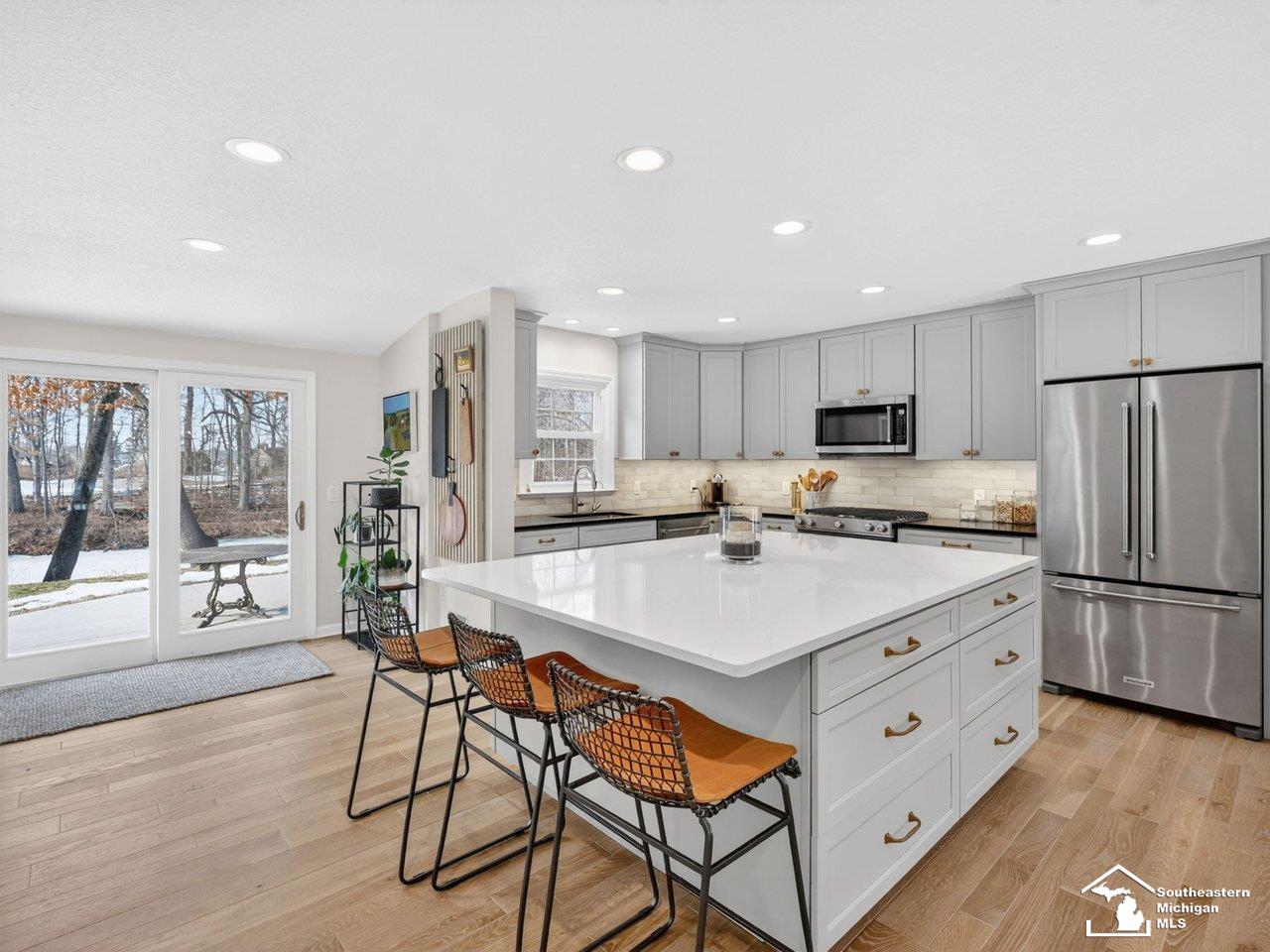 Lambertville, MI, 48144