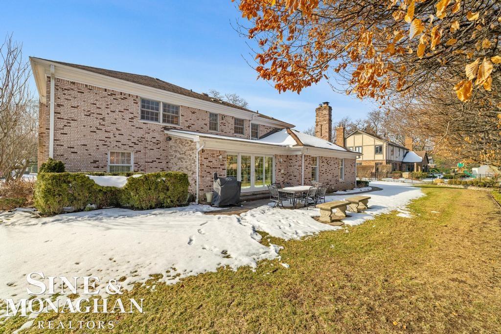 8 Lake Shore Lane, Grosse Pointe Shores, MI, 48236