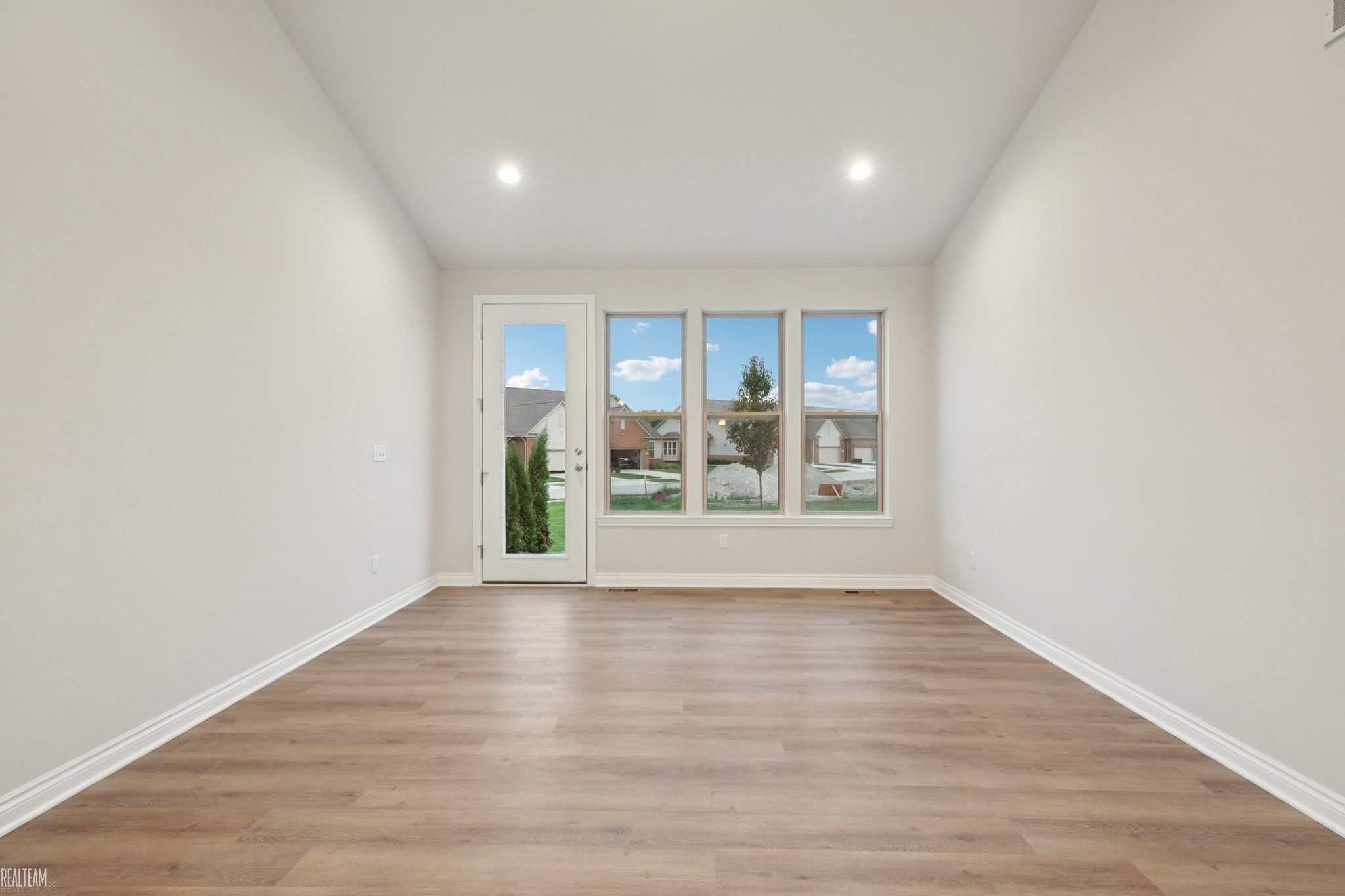 48323 Whittington Drive, Chesterfield, MI, 48047