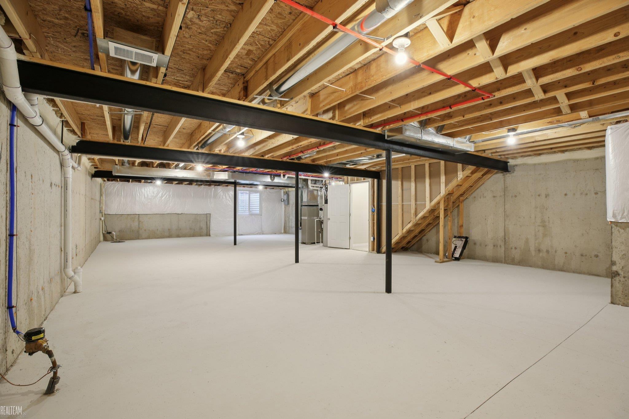 48323 Whittington Drive, Chesterfield, MI, 48047