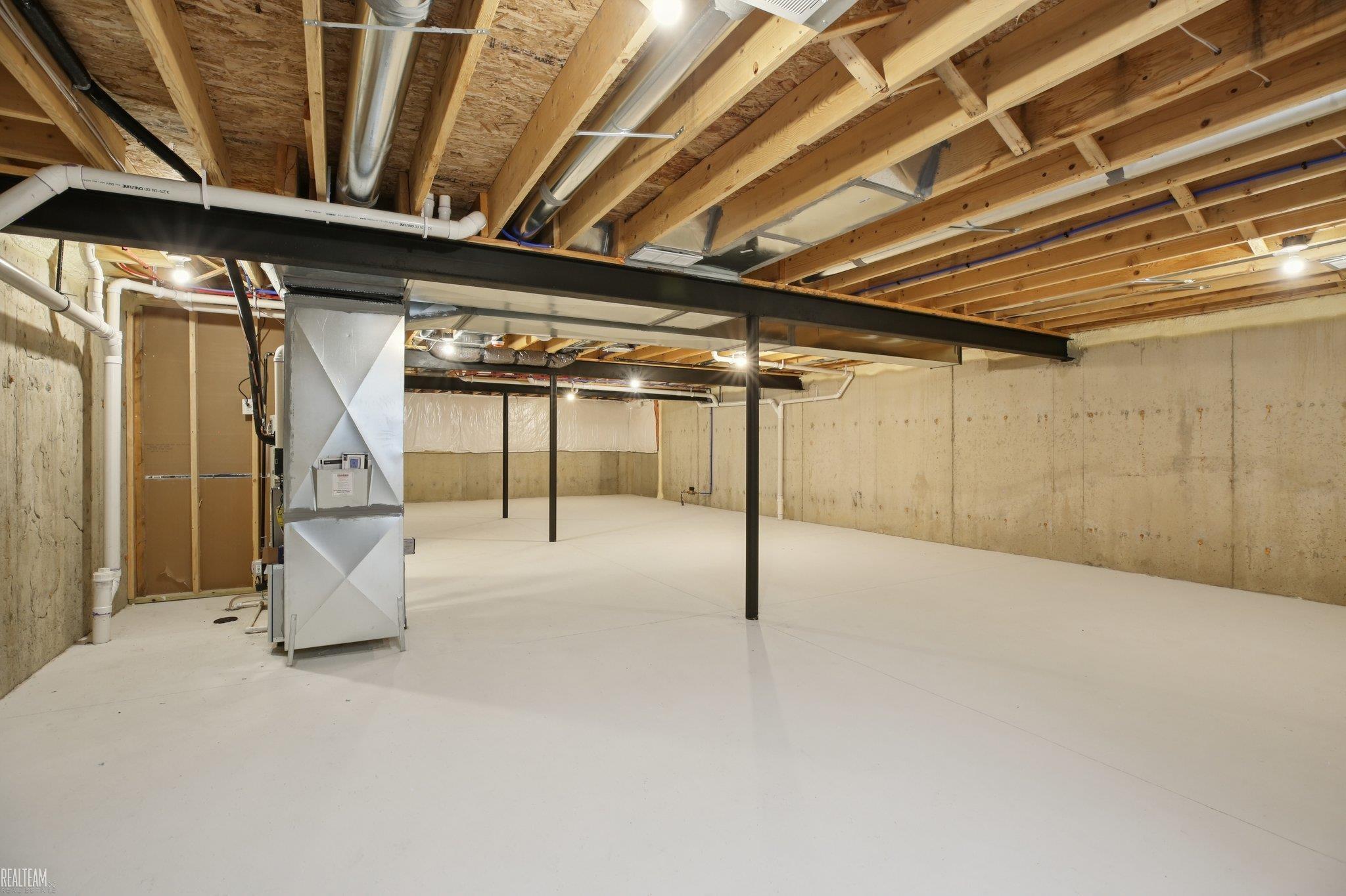 48323 Whittington Drive, Chesterfield, MI, 48047