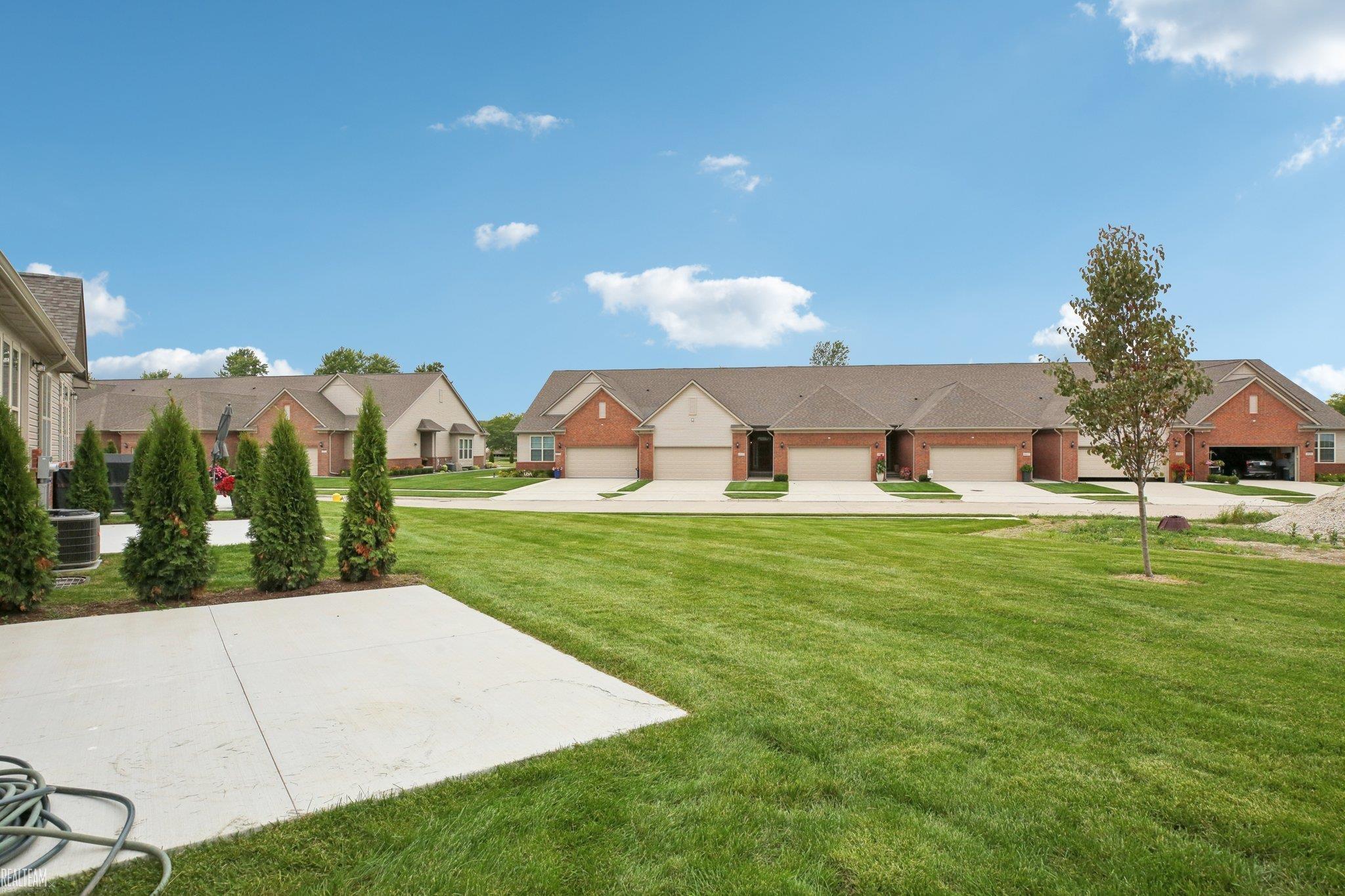 48323 Whittington Drive, Chesterfield, MI, 48047