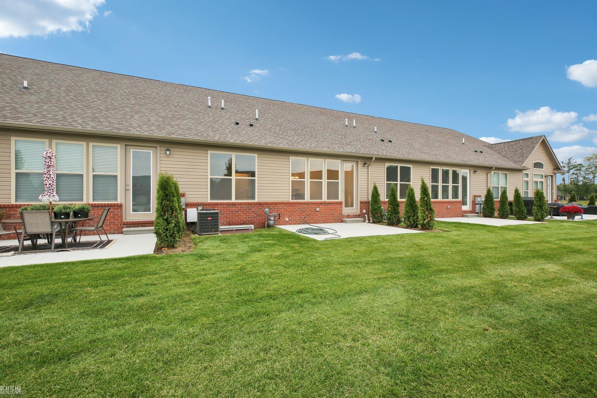 48323 Whittington Drive, Chesterfield, MI, 48047