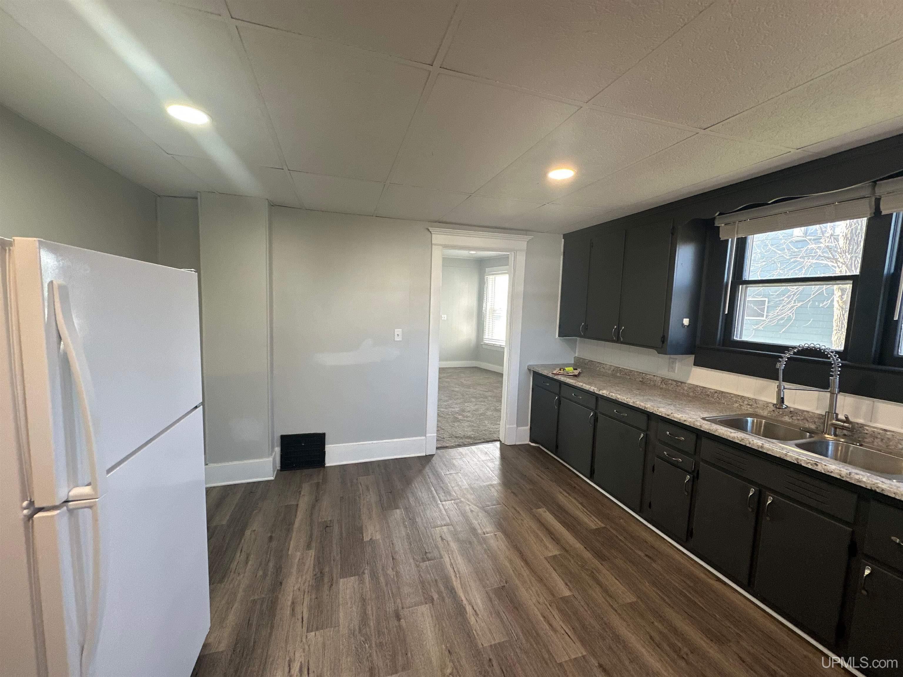 910 S 13th Street, Escanaba, MI, 49829