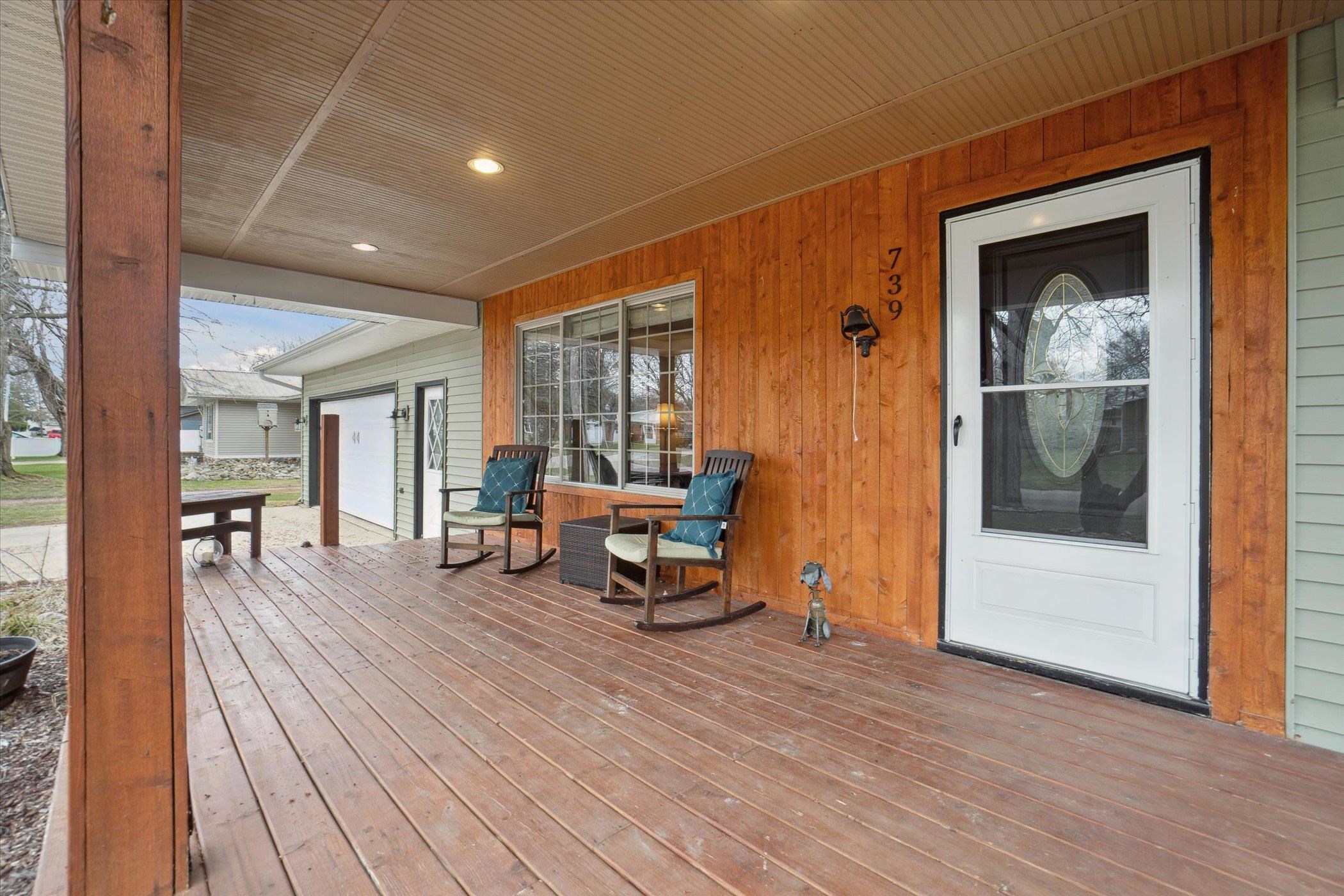 Chesaning, MI, 48616