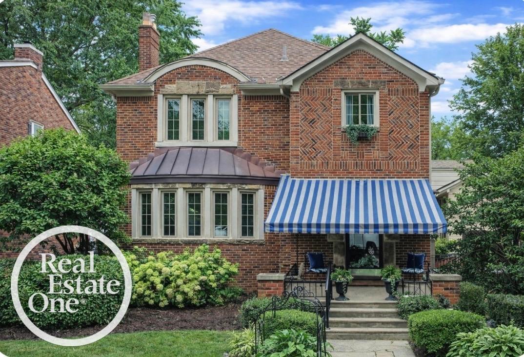 256 Fisher Road, Grosse Pointe Farms, MI, 48230