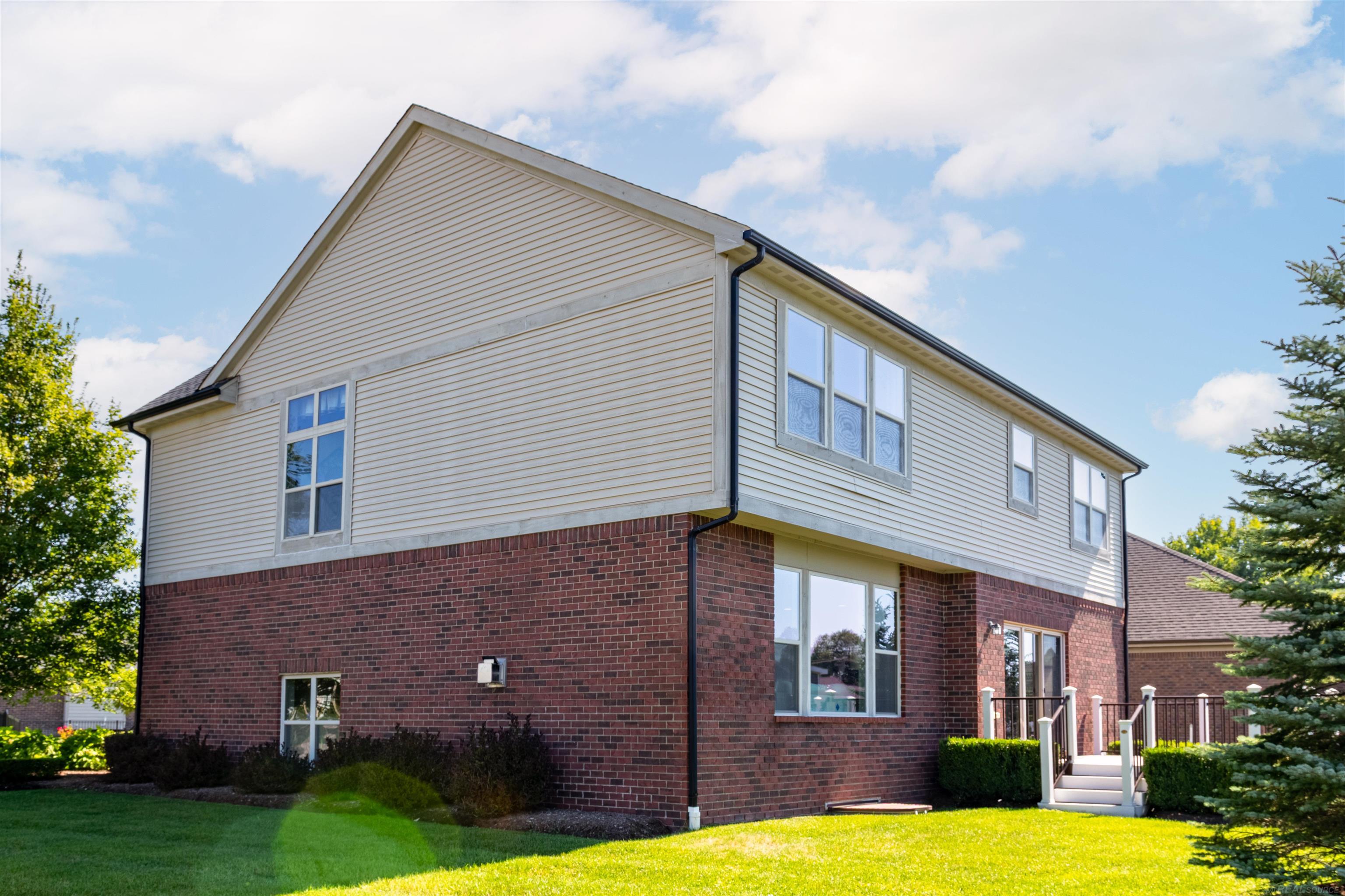 17646 Kite Drive photo 6
