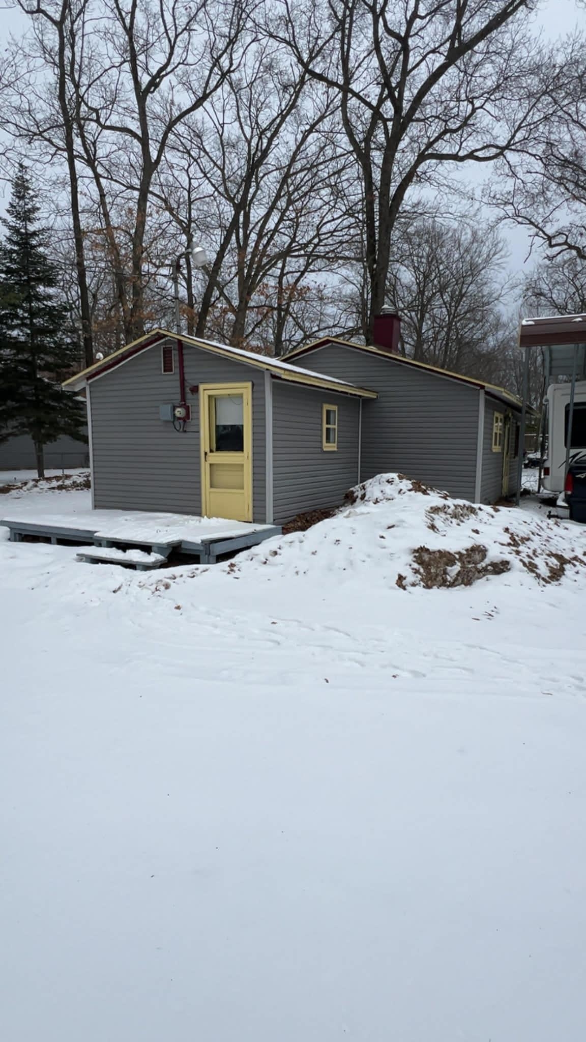 548 Judy Dr Corner, Harrison, MI, 48625