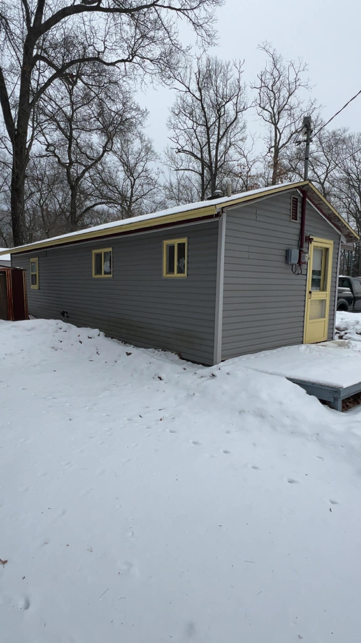 548 Judy Dr Corner, Harrison, MI, 48625