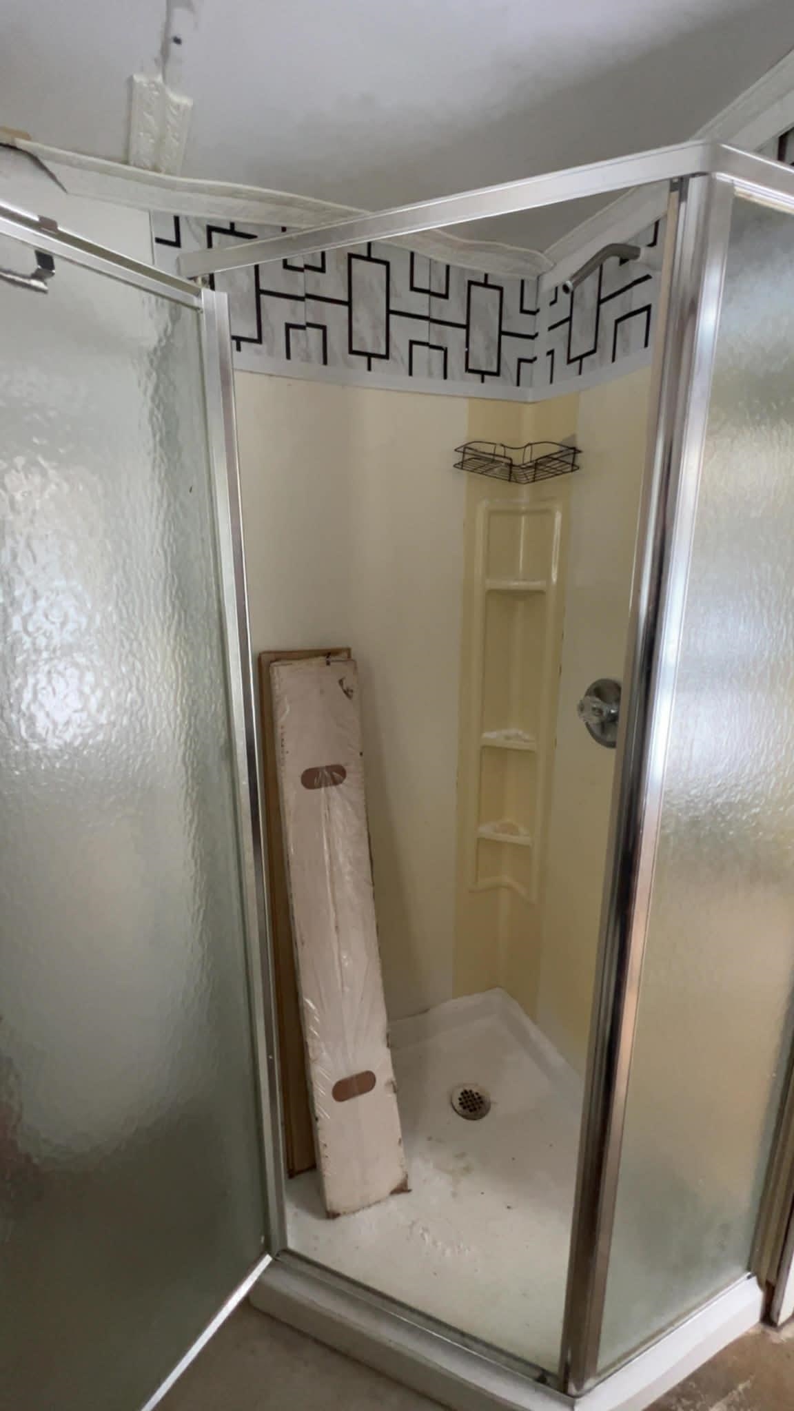 548 Judy Dr Corner, Harrison, MI, 48625