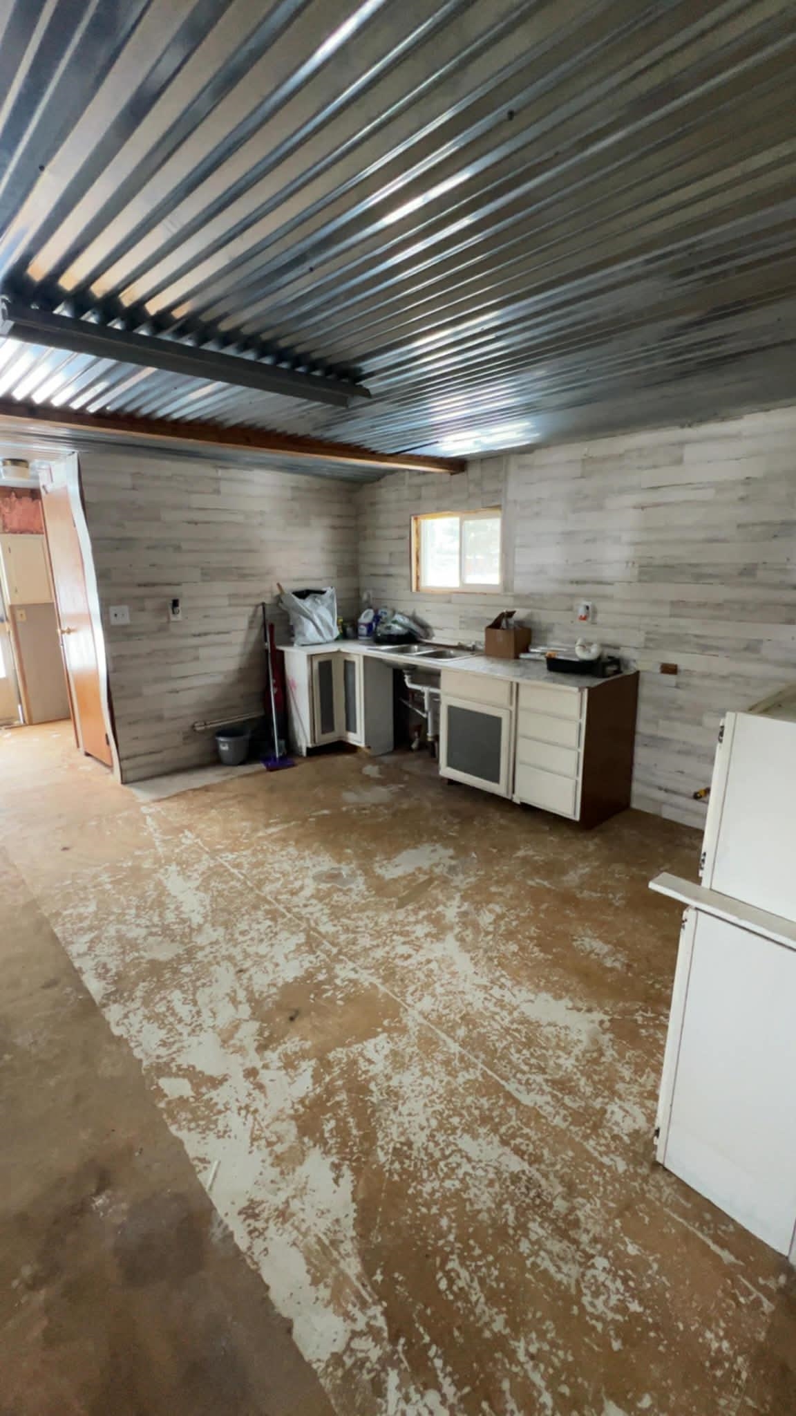 548 Judy Dr Corner, Harrison, MI, 48625