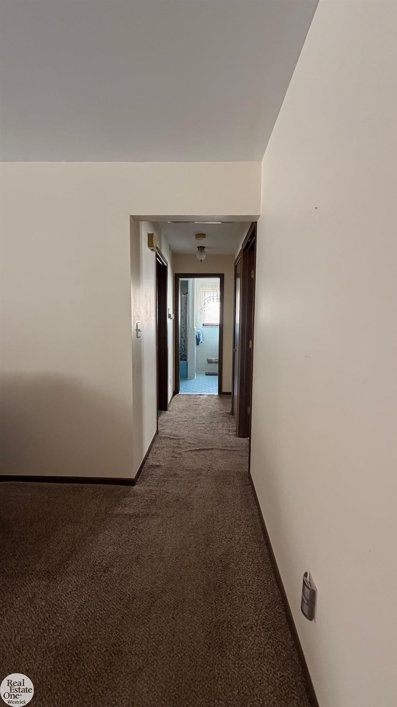 5374 Pointe Drive, East China, MI, 48054