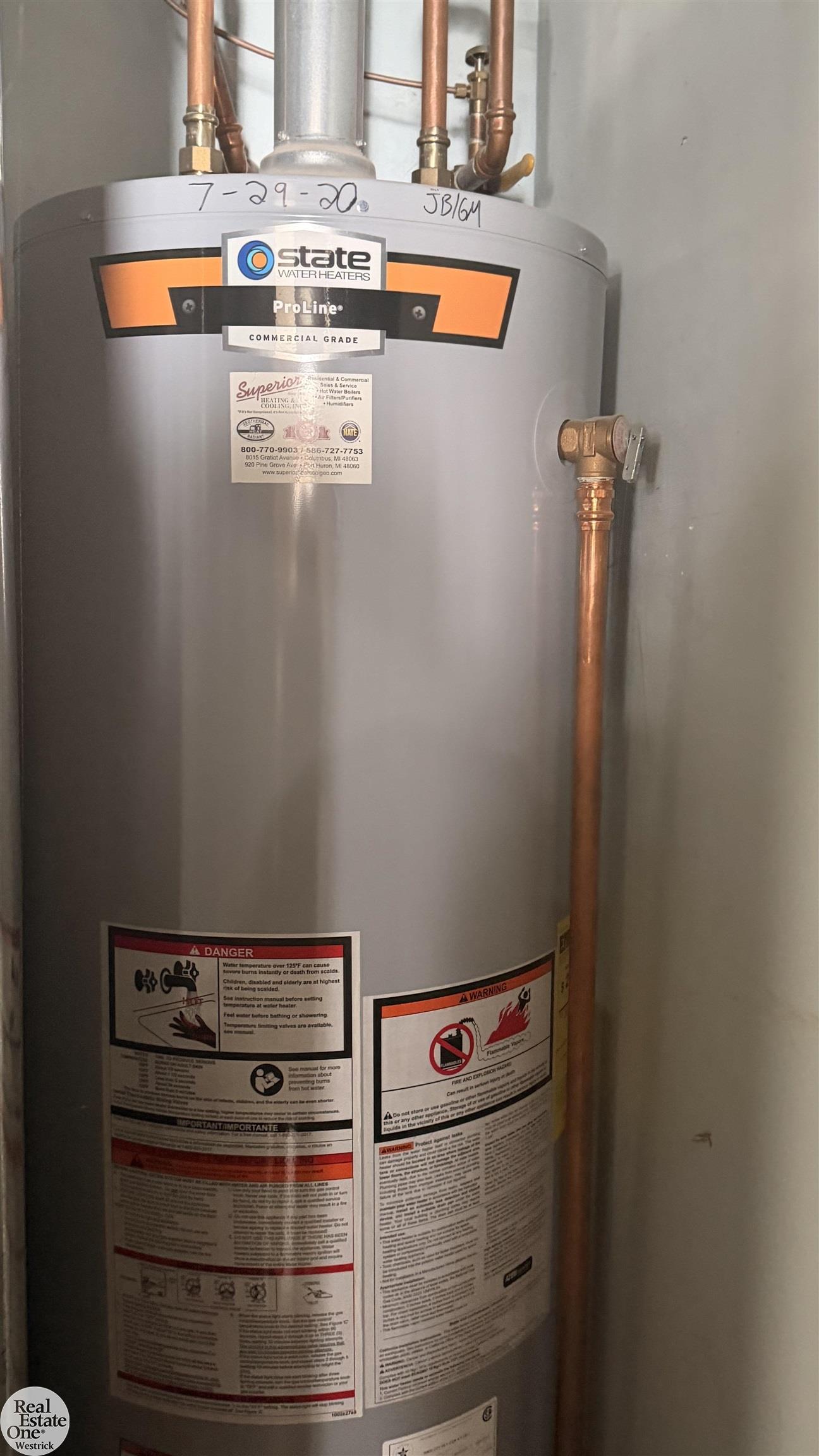 5374 Pointe Drive, East China, MI, 48054