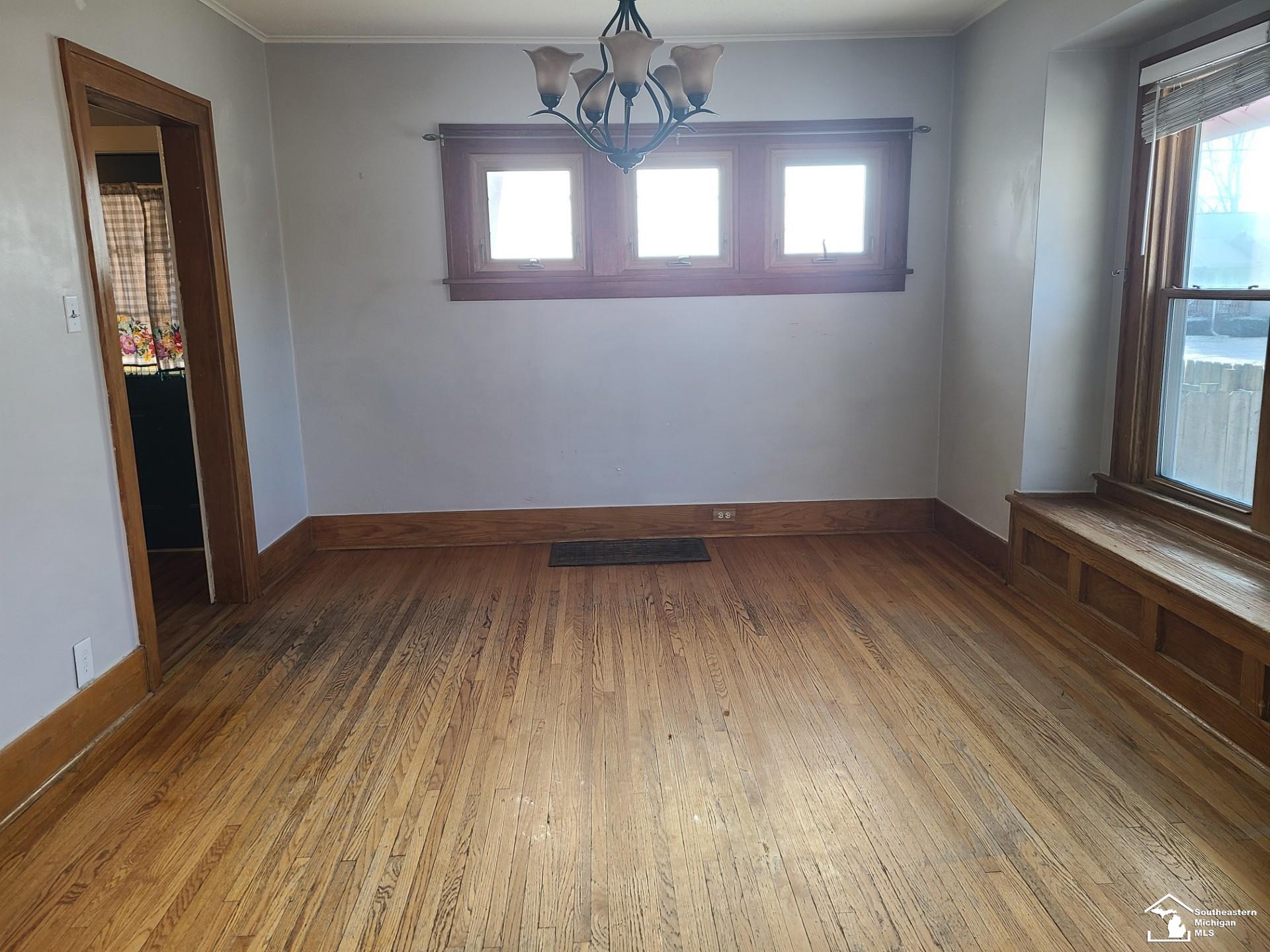 702 N Monroe Street, Monroe, MI, 48162