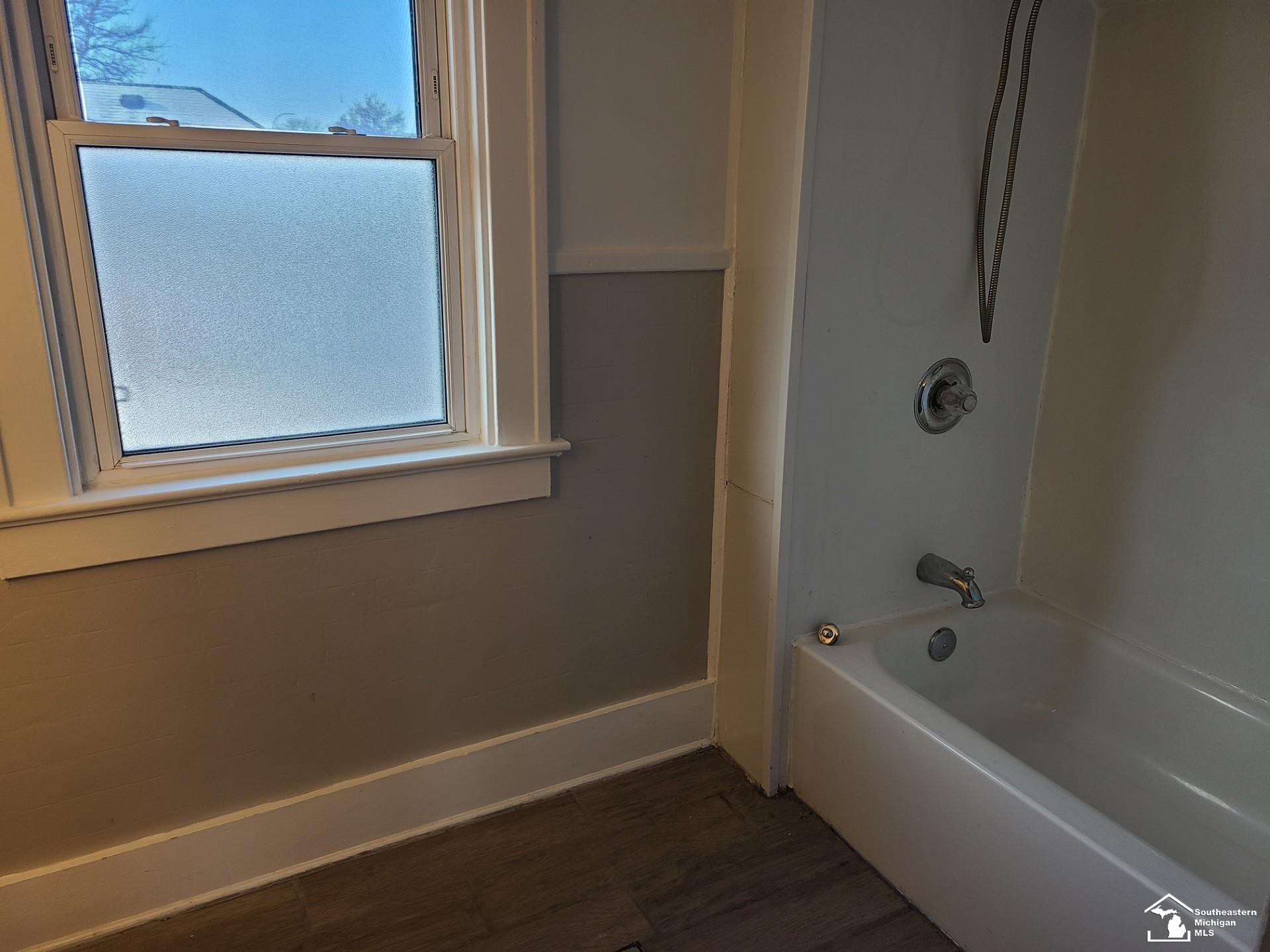 702 N Monroe Street, Monroe, MI, 48162