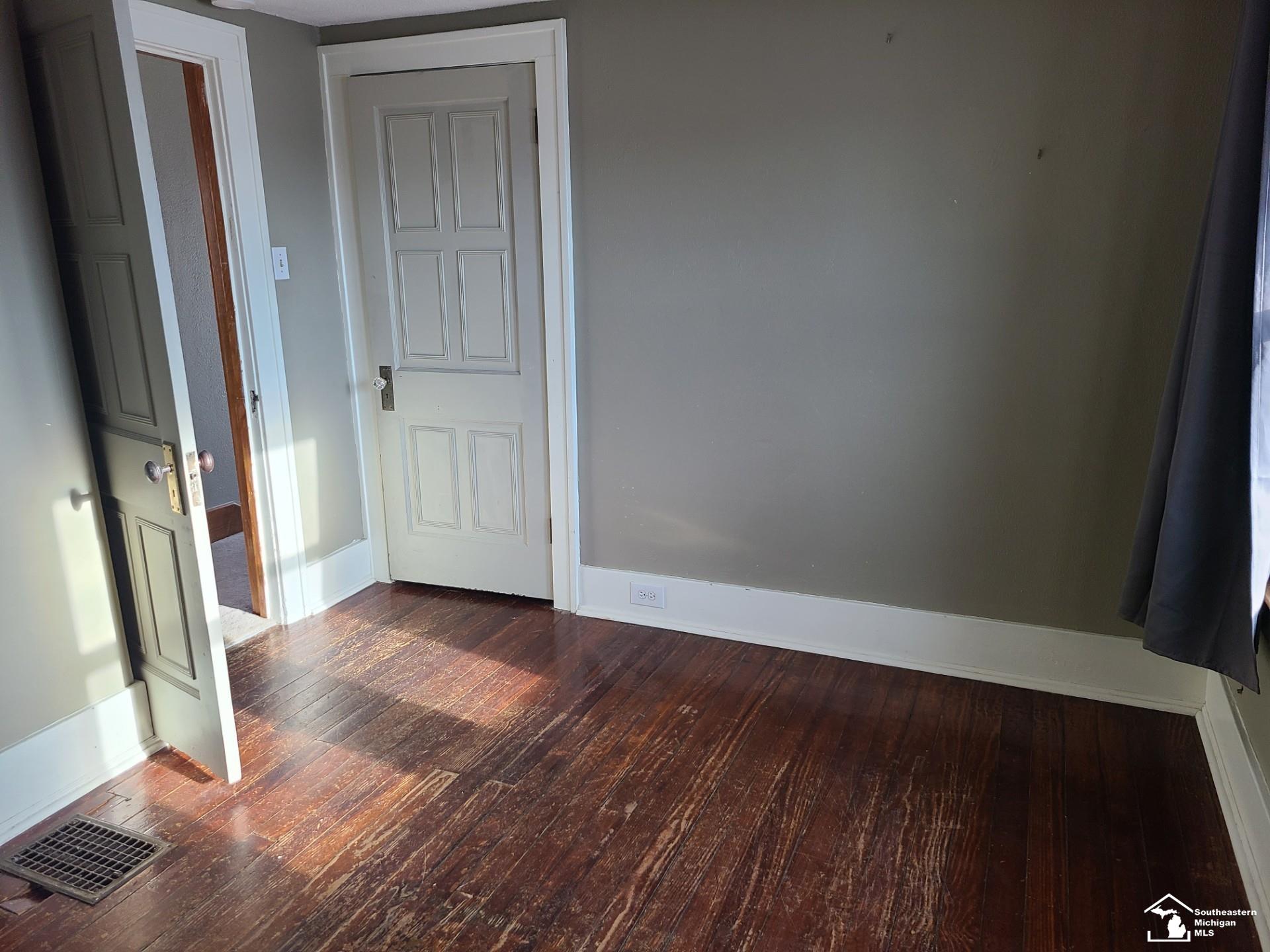 702 N Monroe Street, Monroe, MI, 48162