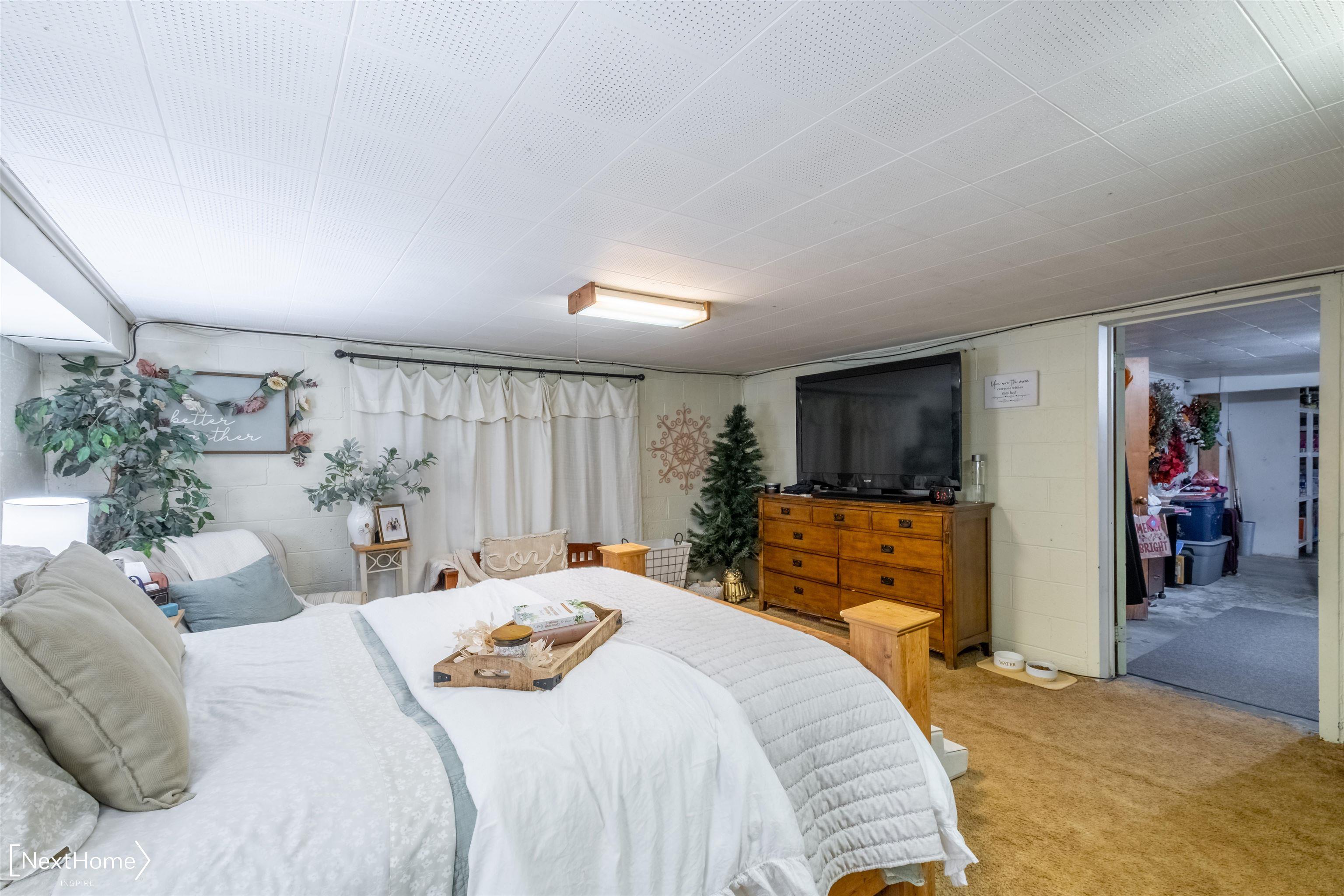 4253 Potter Road, Flint, MI, 48506