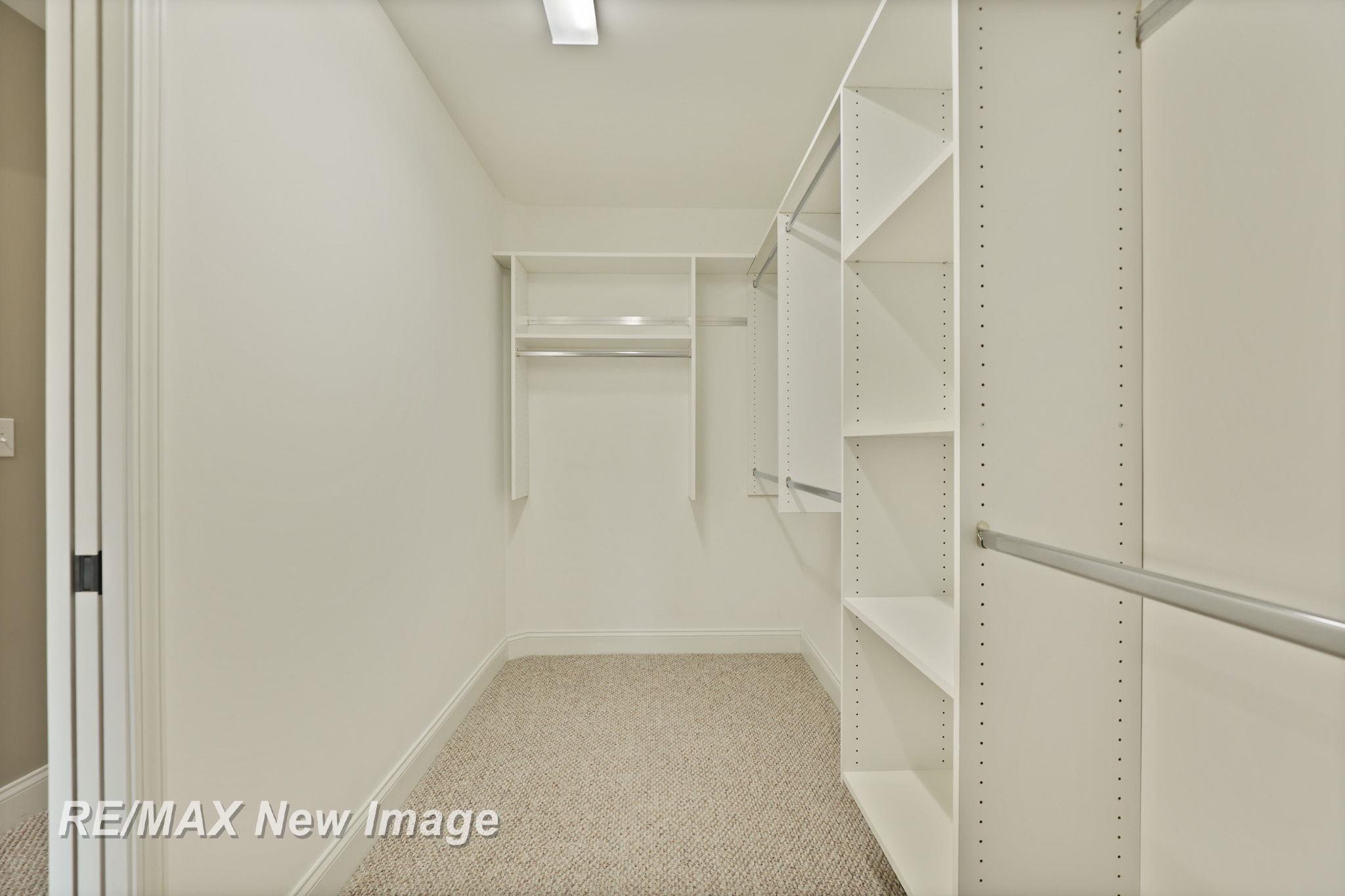 102 Tuscany Circle, Saginaw, MI, 48603