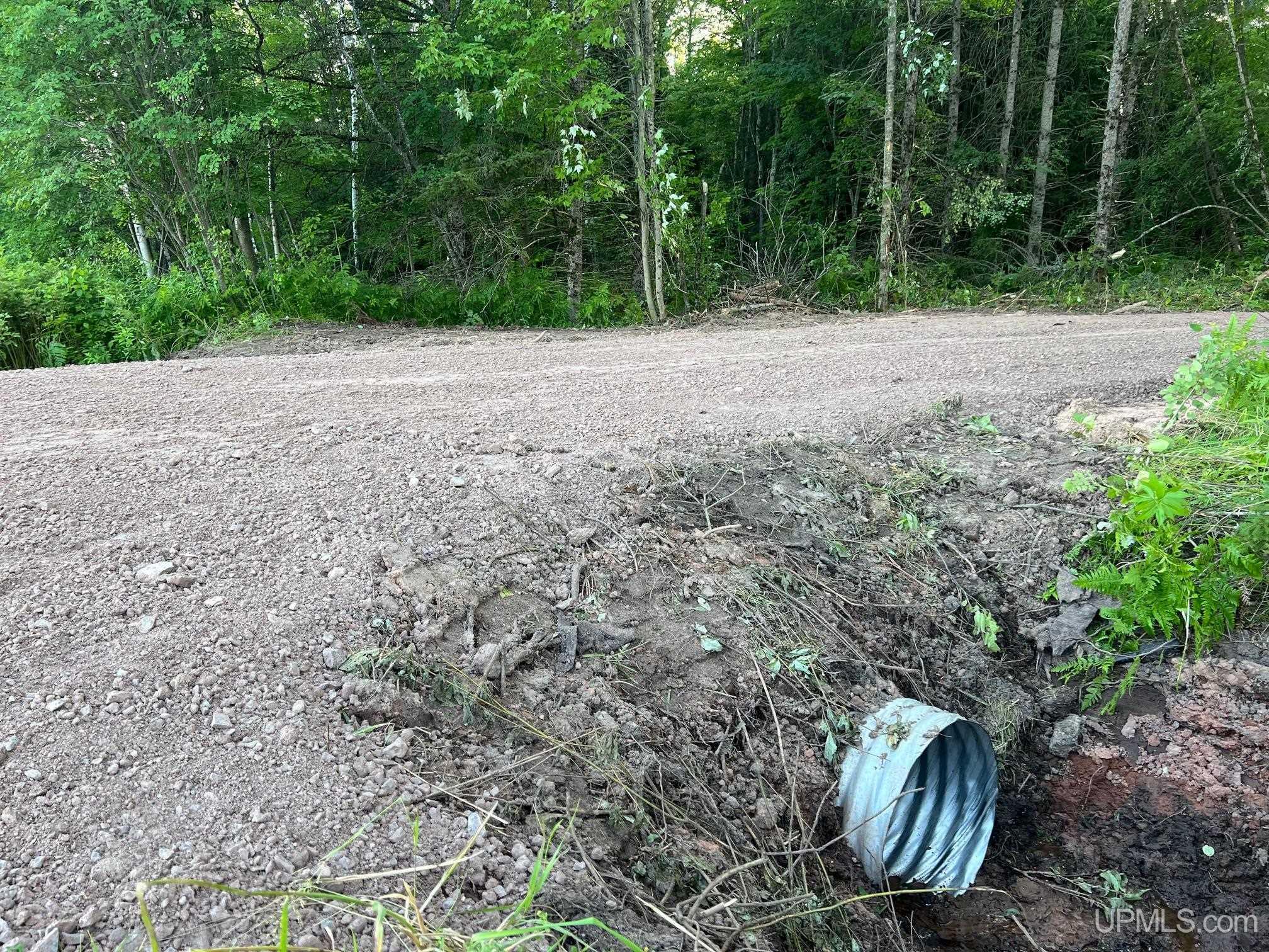 16130 Bellaire Road photo 21