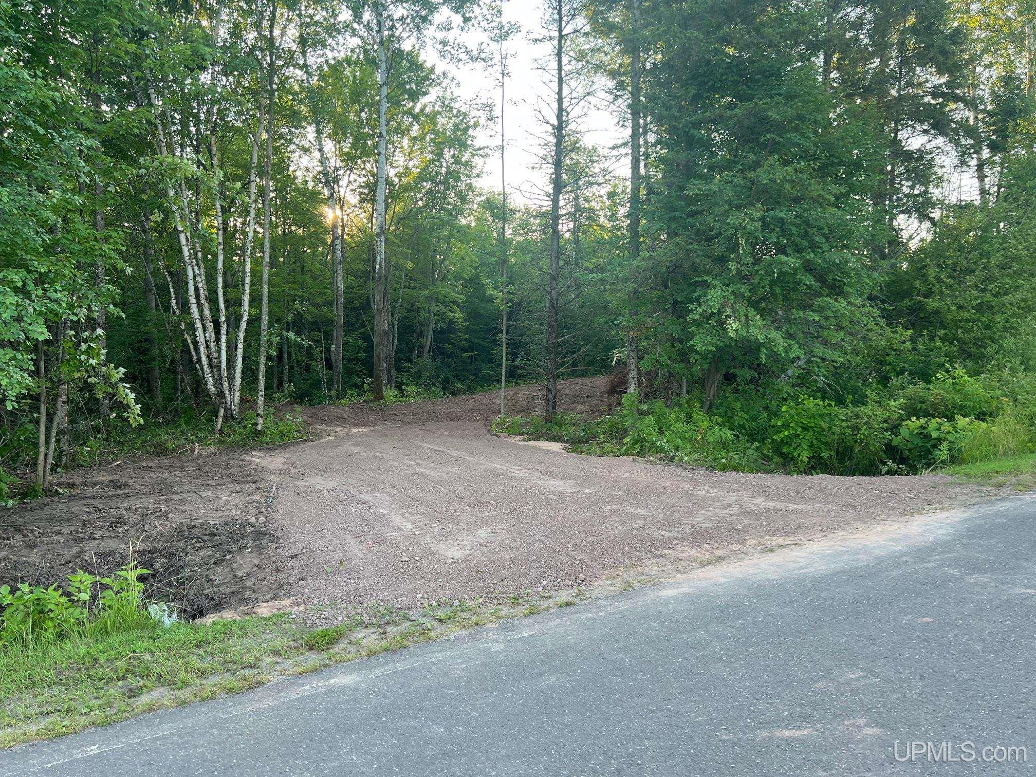 16130 Bellaire Road, Baraga, MI, 49908