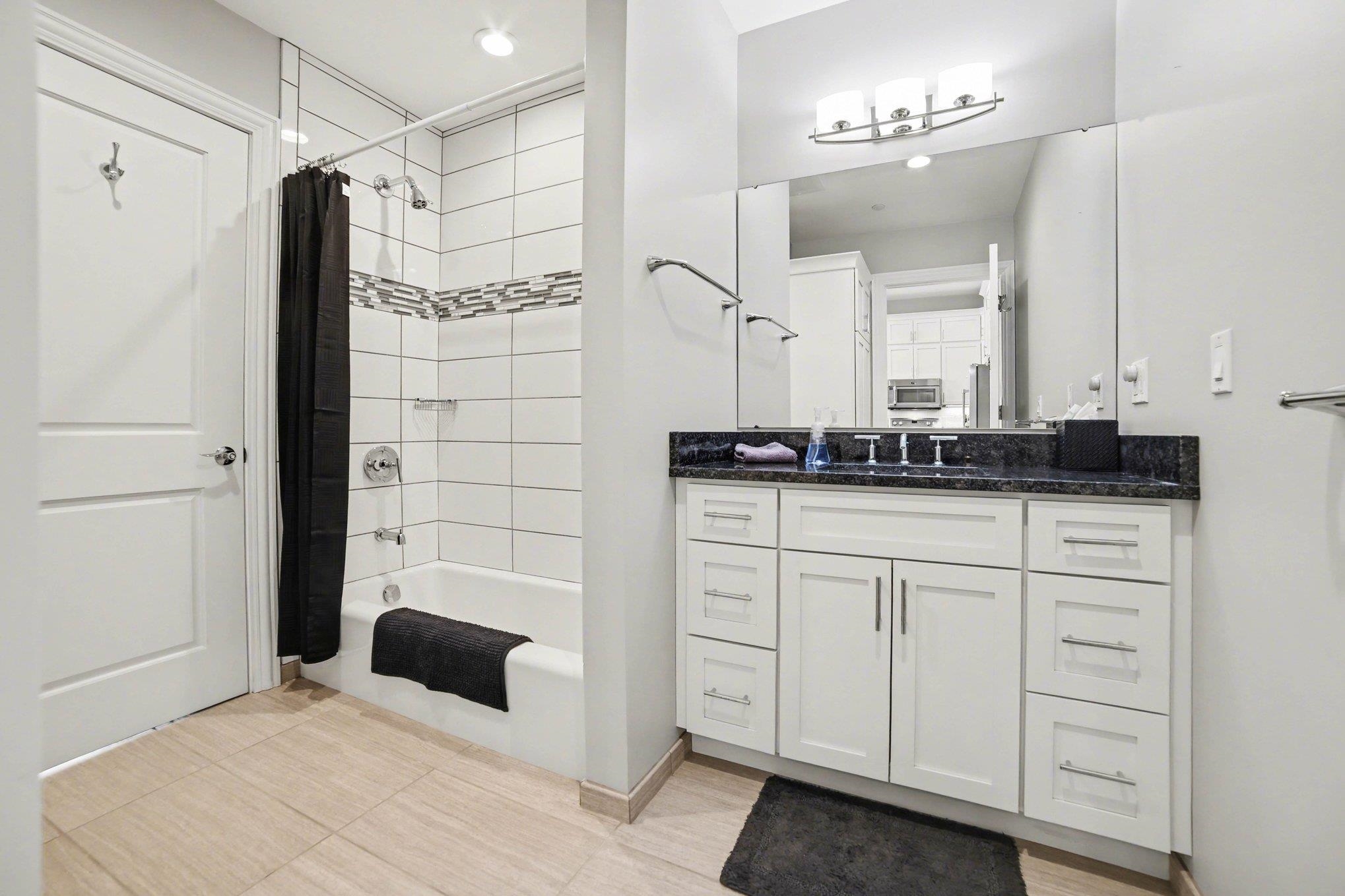 9 E Main St. UNIT&nbsp;303 Street, Bay City, MI, 48708