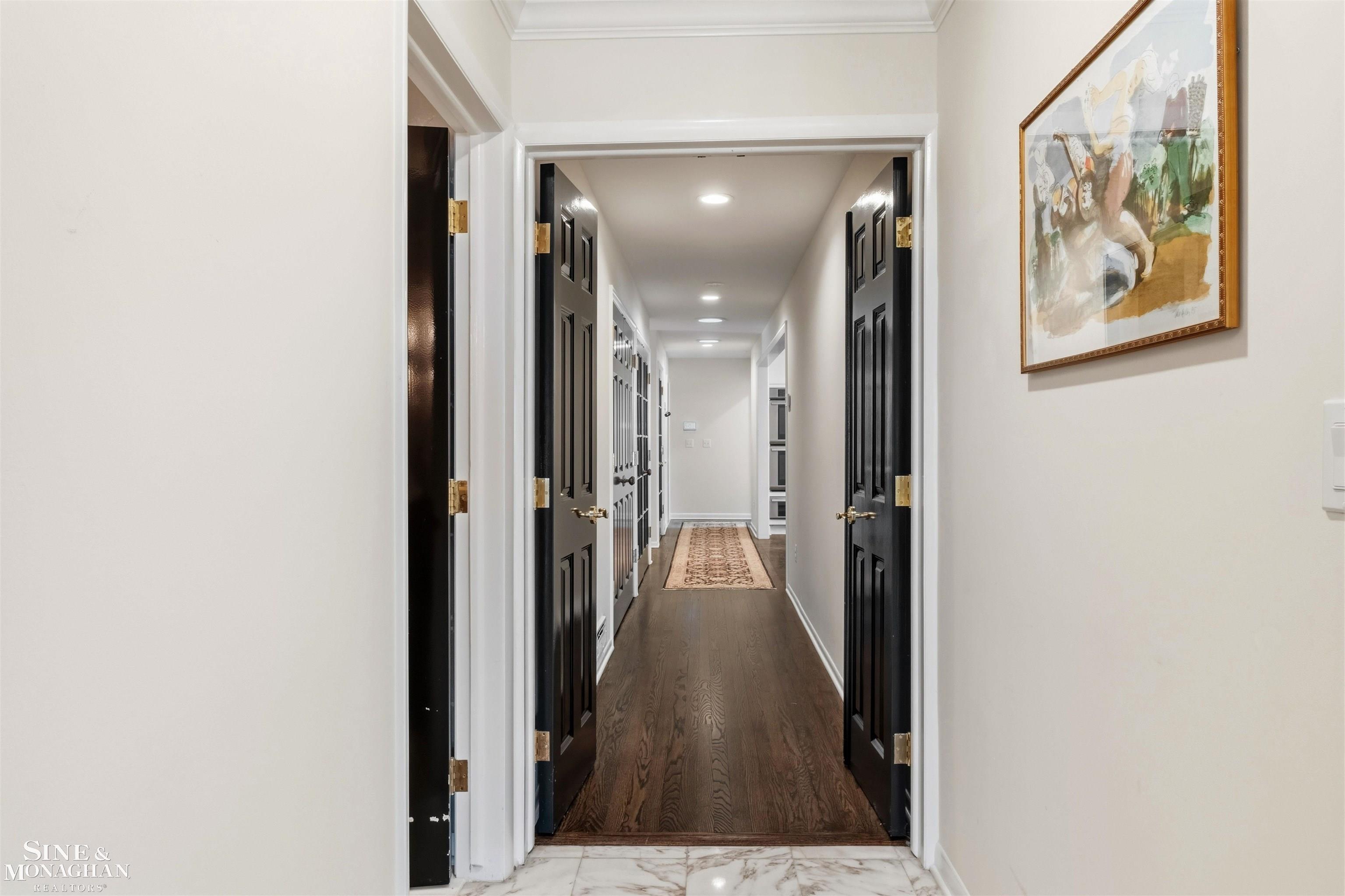 89 Lake Shore Road, Grosse Pointe Farms, MI, 48236