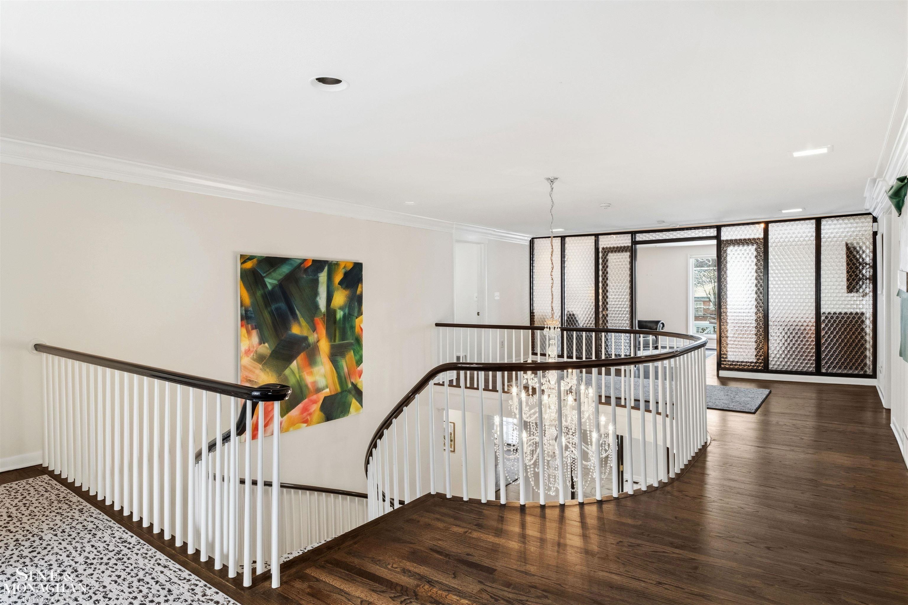 89 Lake Shore Road, Grosse Pointe Farms, MI, 48236