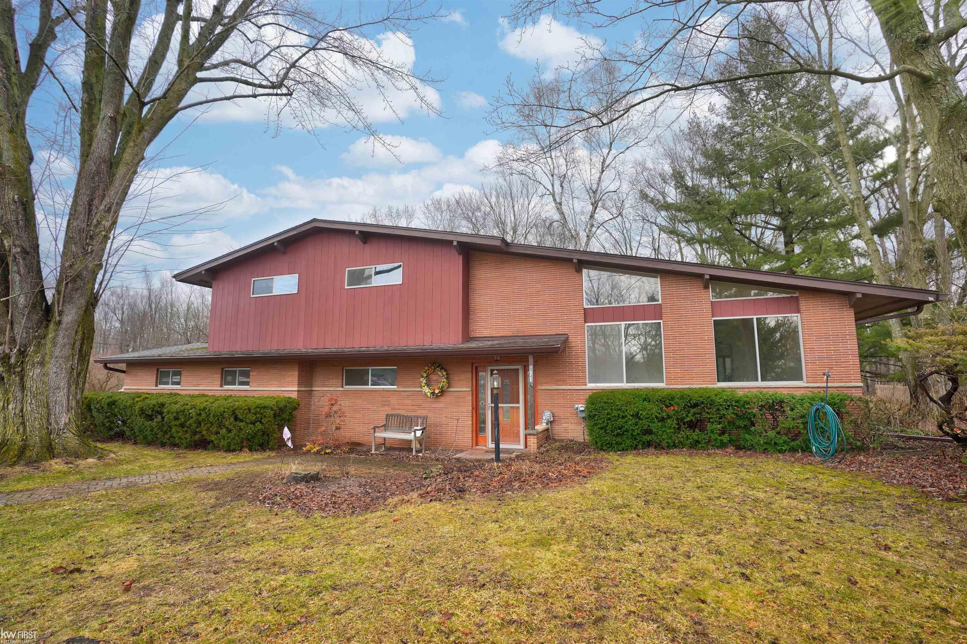 Grand Blanc, MI, 48439