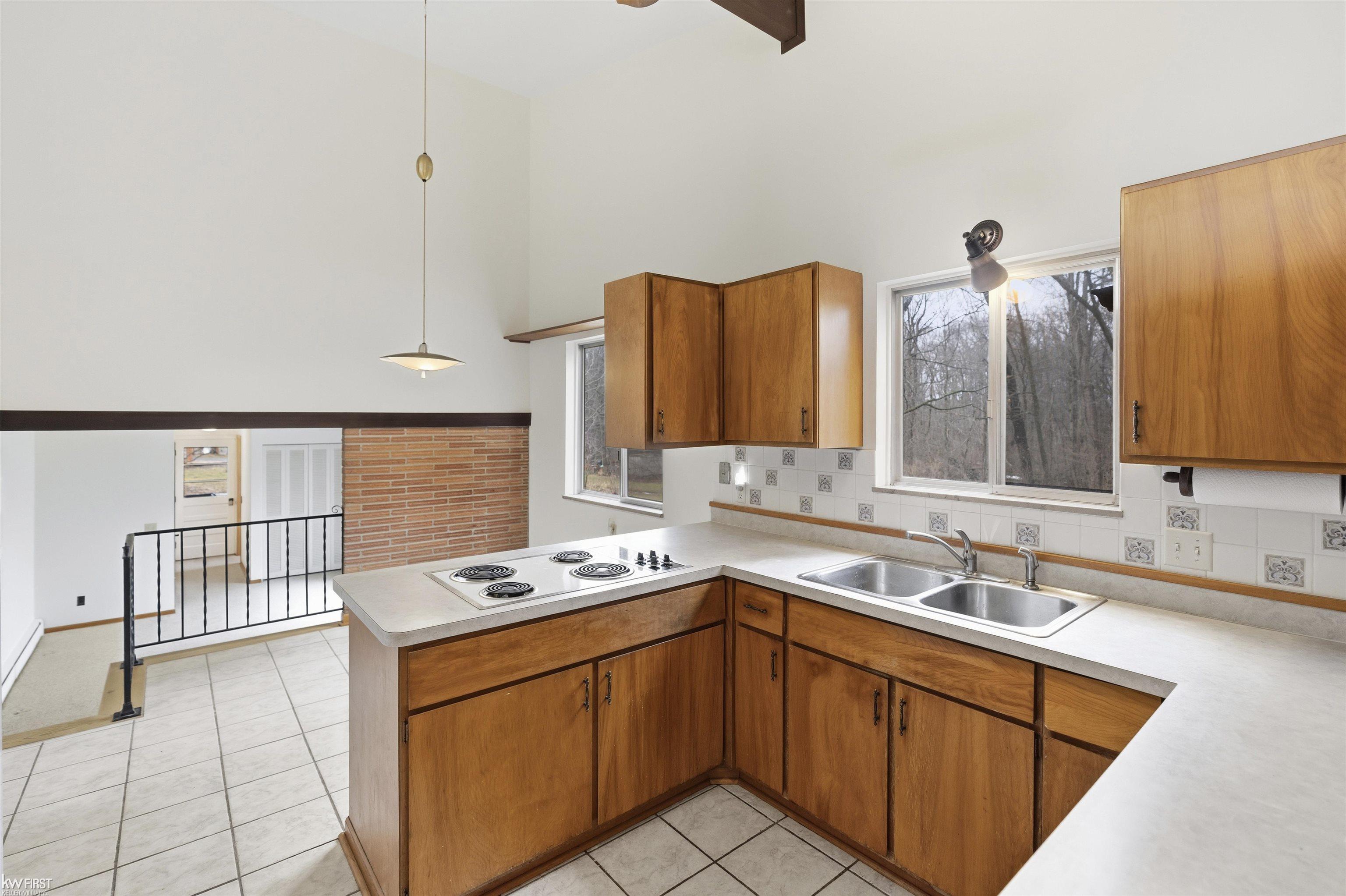 Grand Blanc, MI, 48439