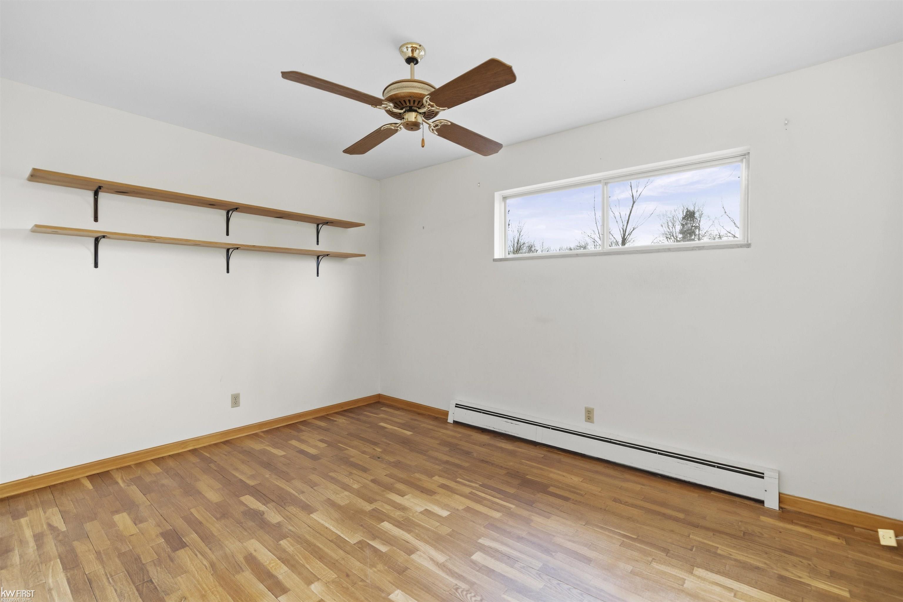 Grand Blanc, MI, 48439