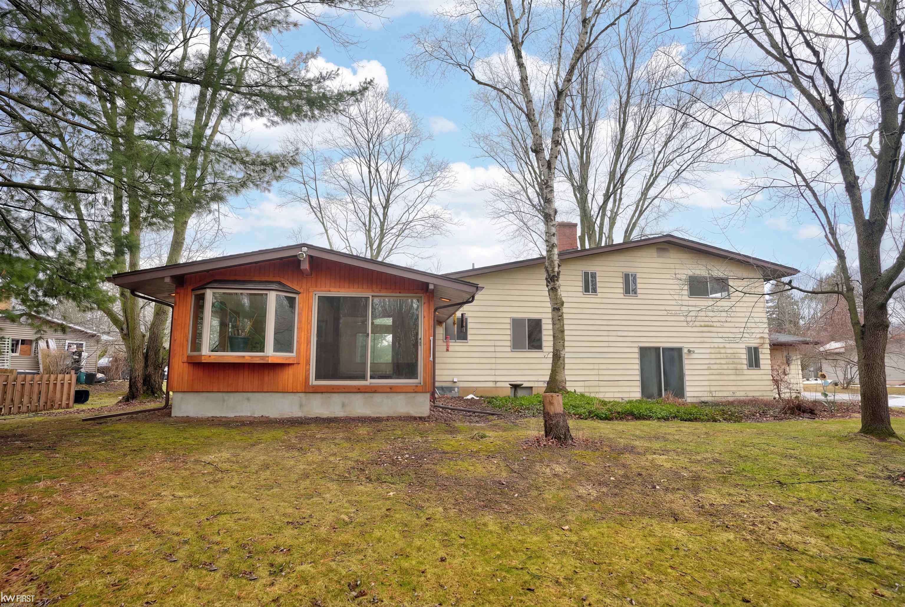 Grand Blanc, MI, 48439