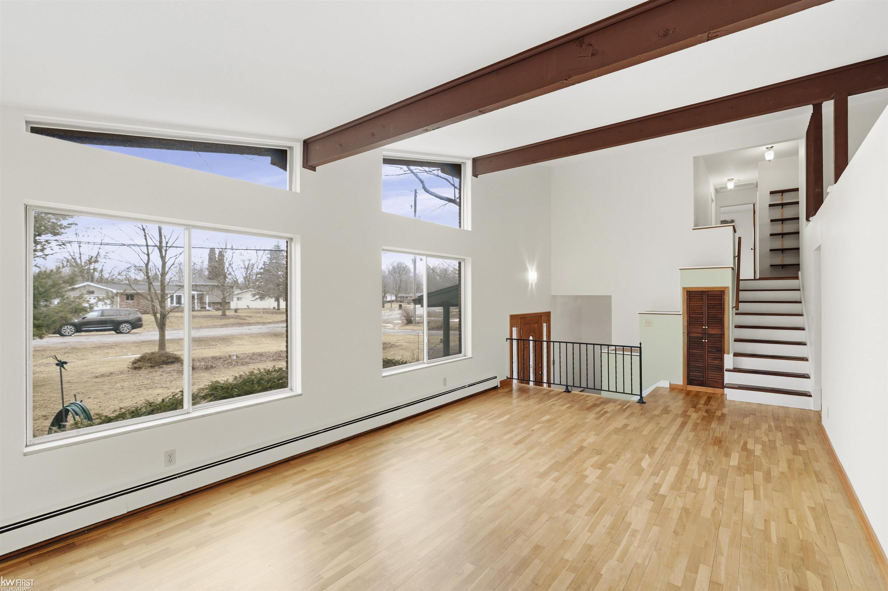 Grand Blanc, MI, 48439