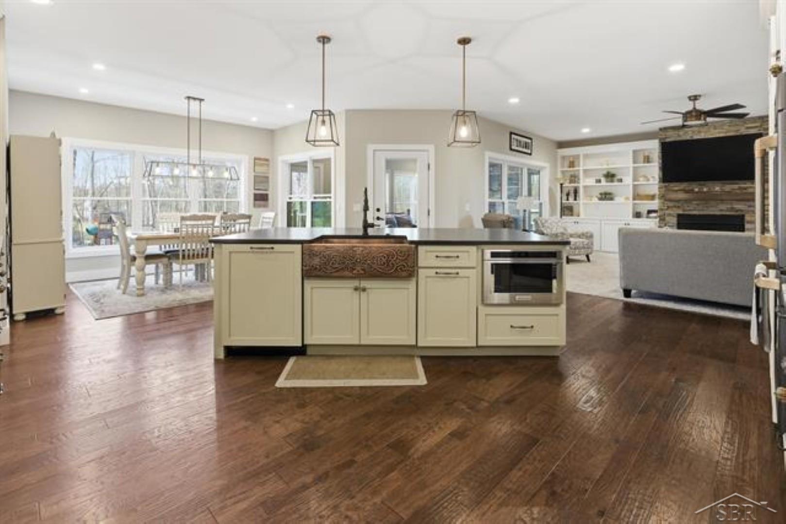 5716 Powder Horn Trail, Midland, MI, 48642