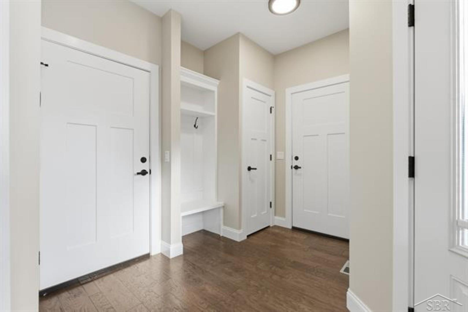 5716 Powder Horn Trail, Midland, MI, 48642