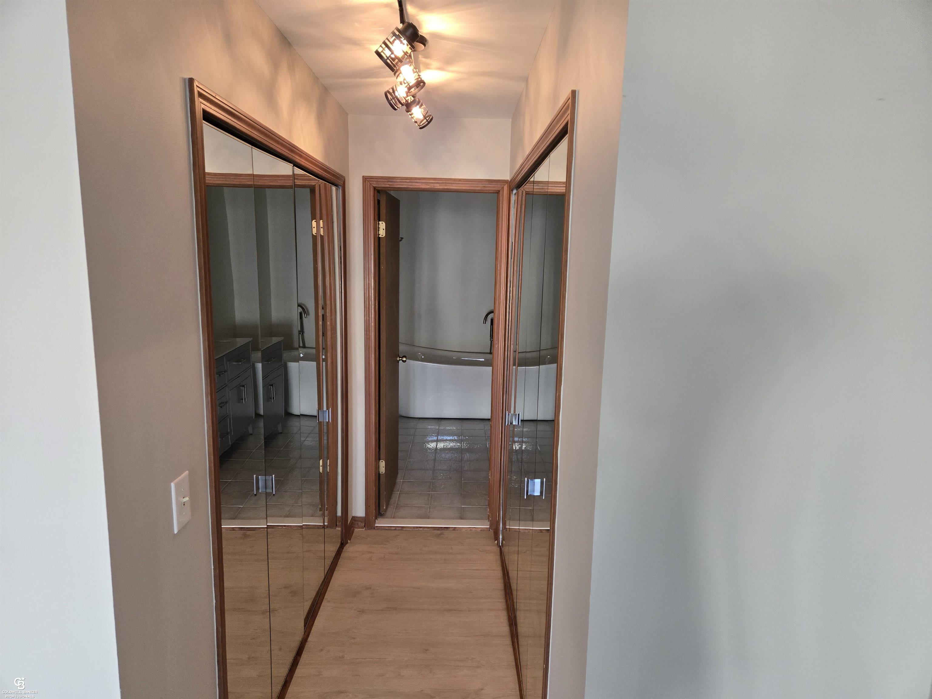 43042 W Kirkwood Drive, Clinton Township, MI, 48038