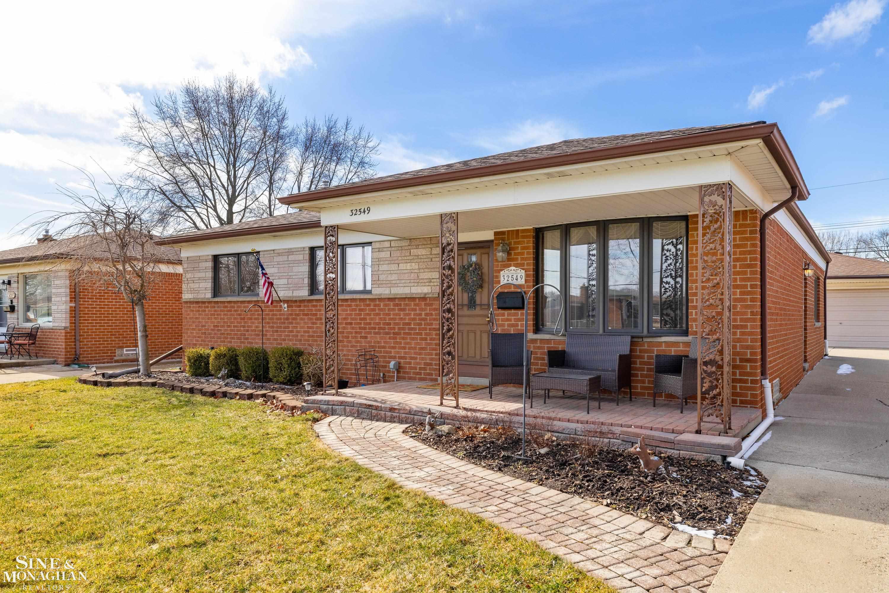 32549 Gloede Drive, Warren, MI, 48088