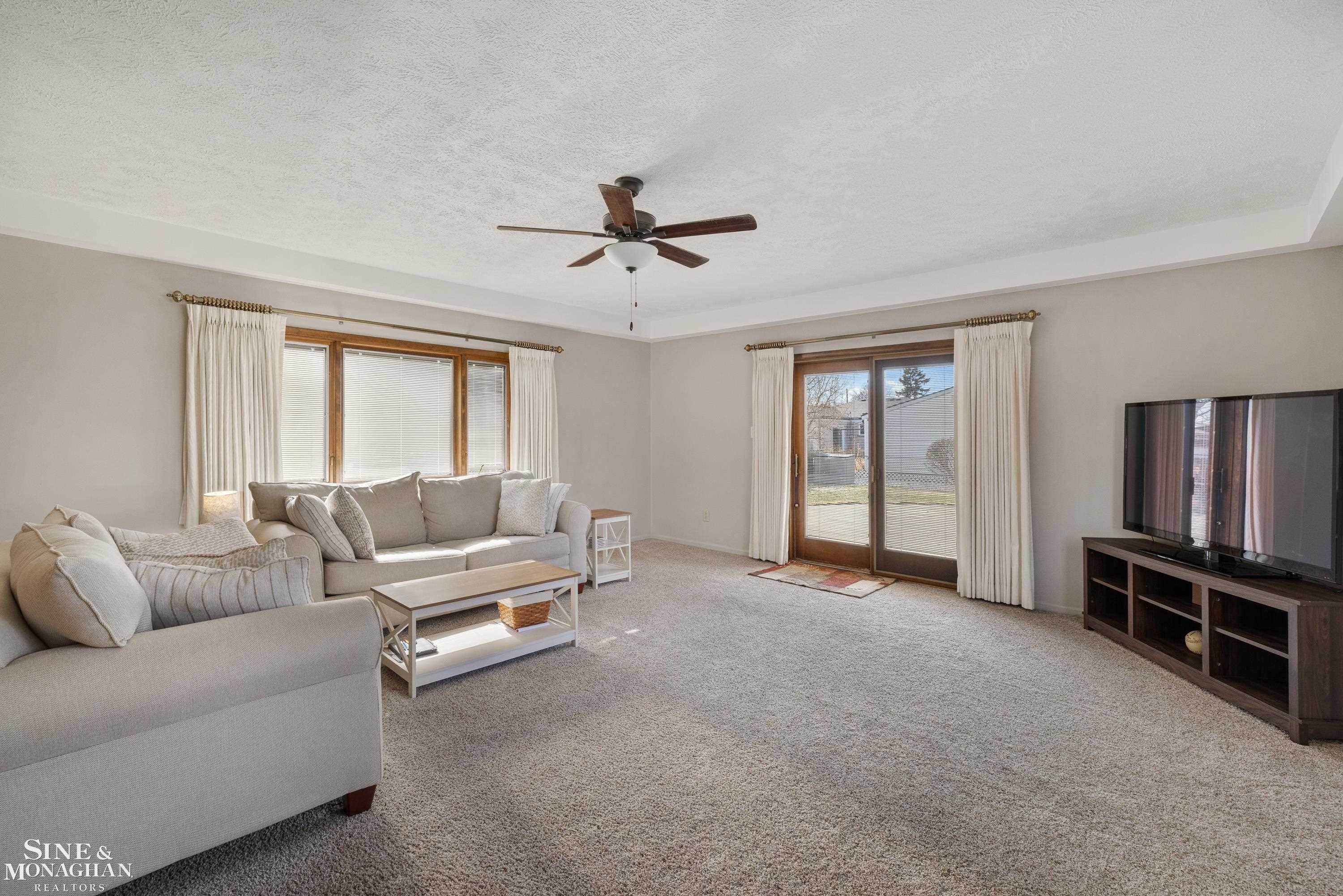 32549 Gloede Drive, Warren, MI, 48088