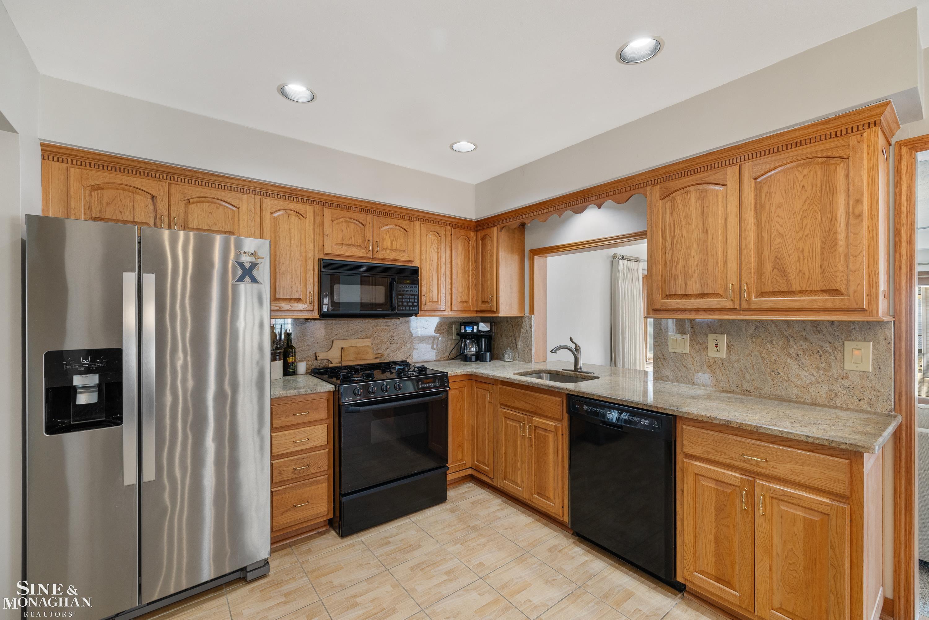 32549 Gloede Drive, Warren, MI, 48088