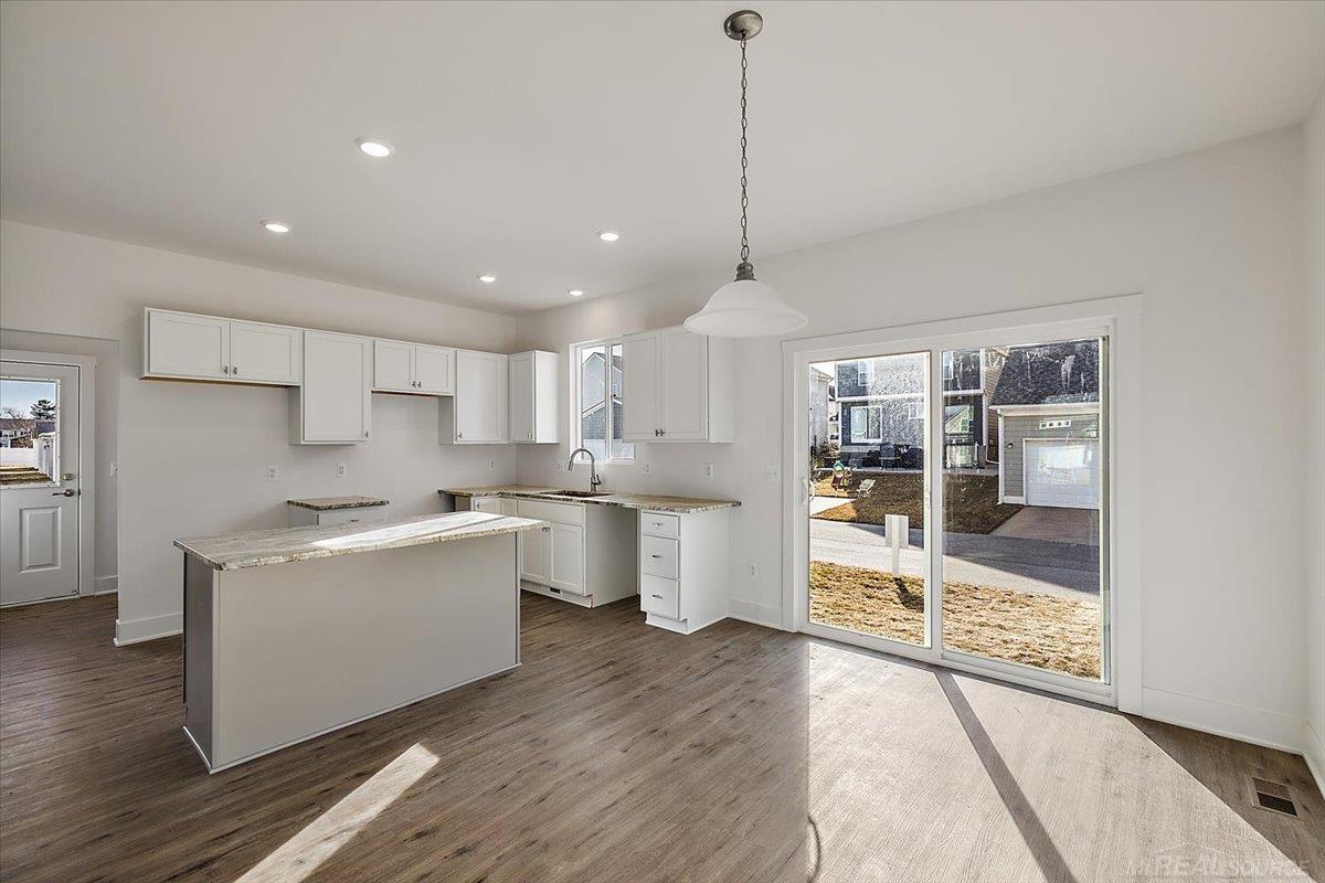 1712 W 12 Mile Road, Royal Oak, MI, 48073